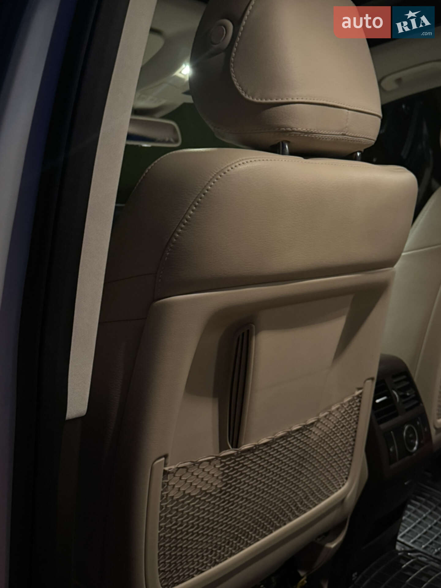 Mercedes-Benz GLE-Class 2016 VIN 4JGDA6DB7HA888566 фото оголошення 40 з 55