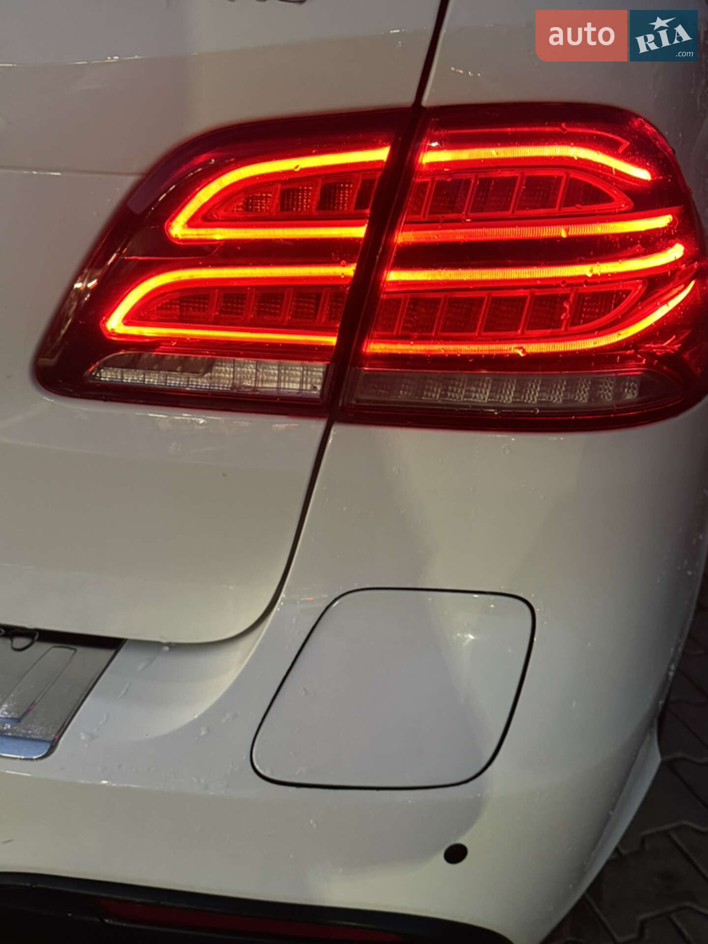 Mercedes-Benz GLE-Class 2016 VIN 4JGDA6DB7HA888566 фото оголошення 51 з 55