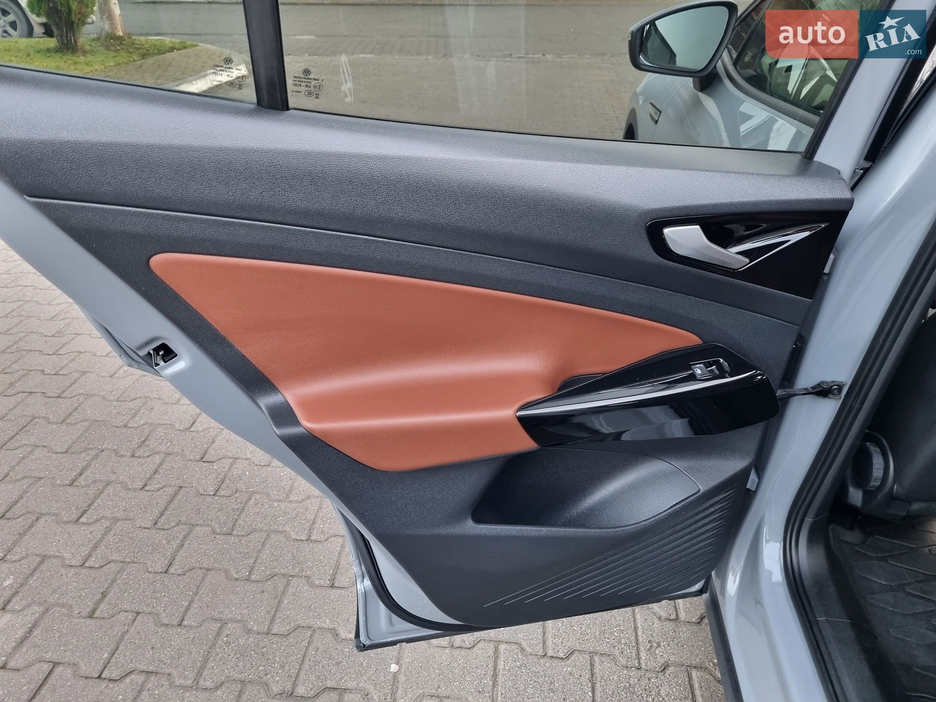 Volkswagen ID.4 2021 VIN WVGZZZE2ZNP004220 фото оголошення 22 з 50