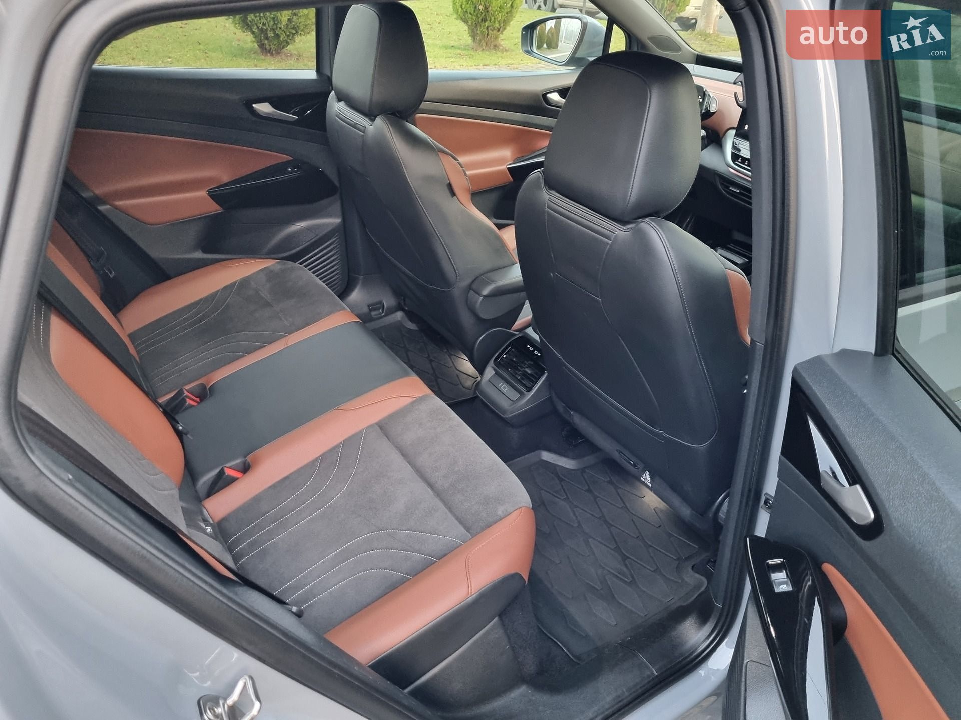 Volkswagen ID.4 2021 VIN WVGZZZE2ZNP004220 фото оголошення 23 з 50