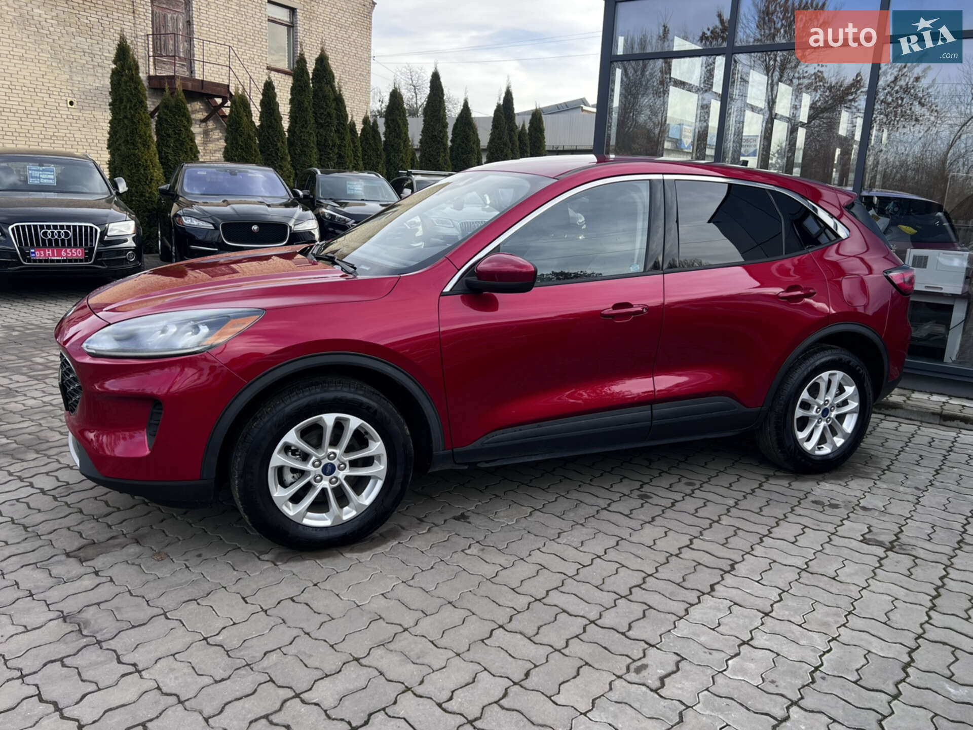 Ford Escape 2020 VIN 1FMCU9G65LUA85832 фото оголошення 9 з 52