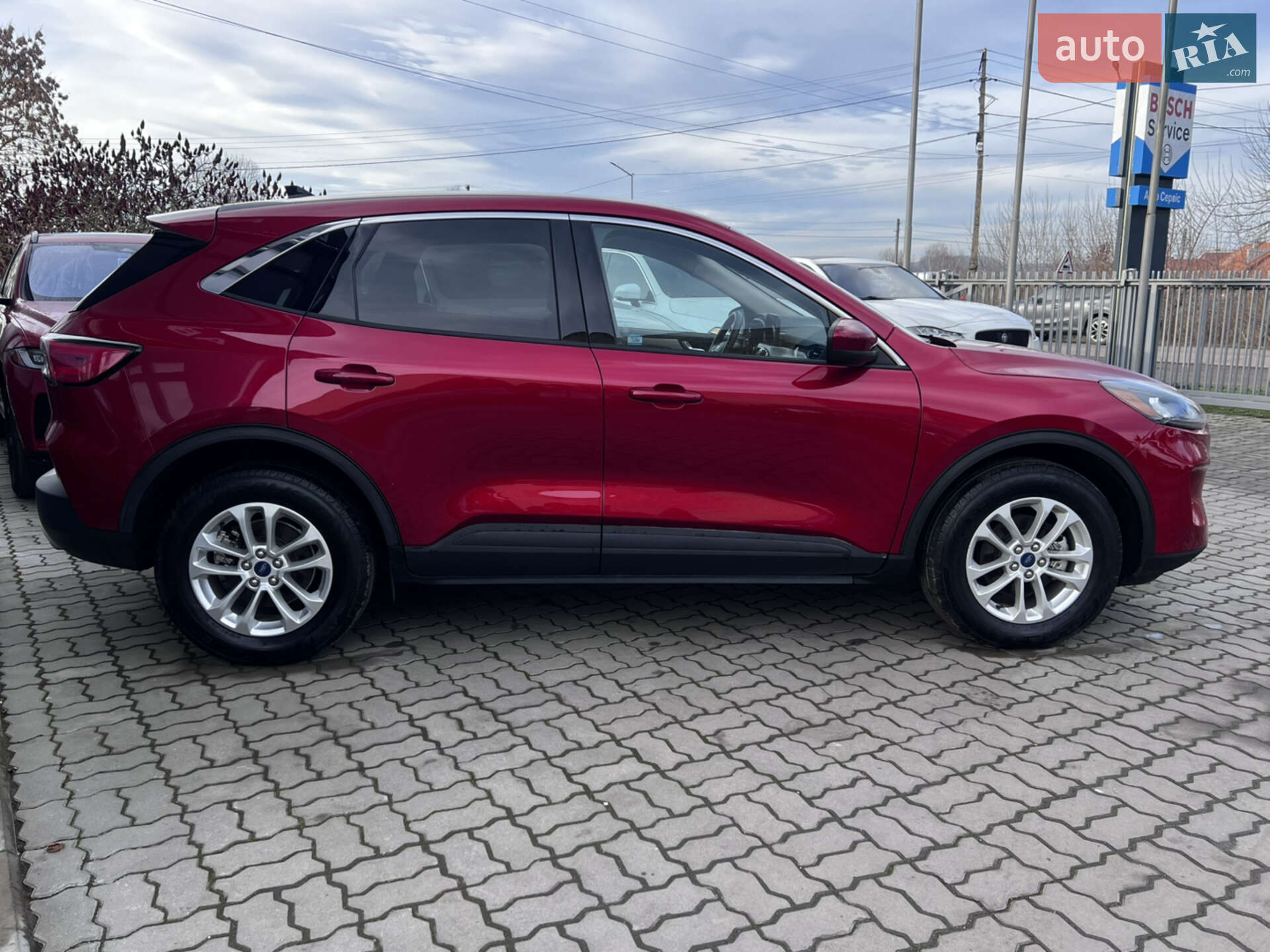 Ford Escape 2020 VIN 1FMCU9G65LUA85832 фото оголошення 10 з 52