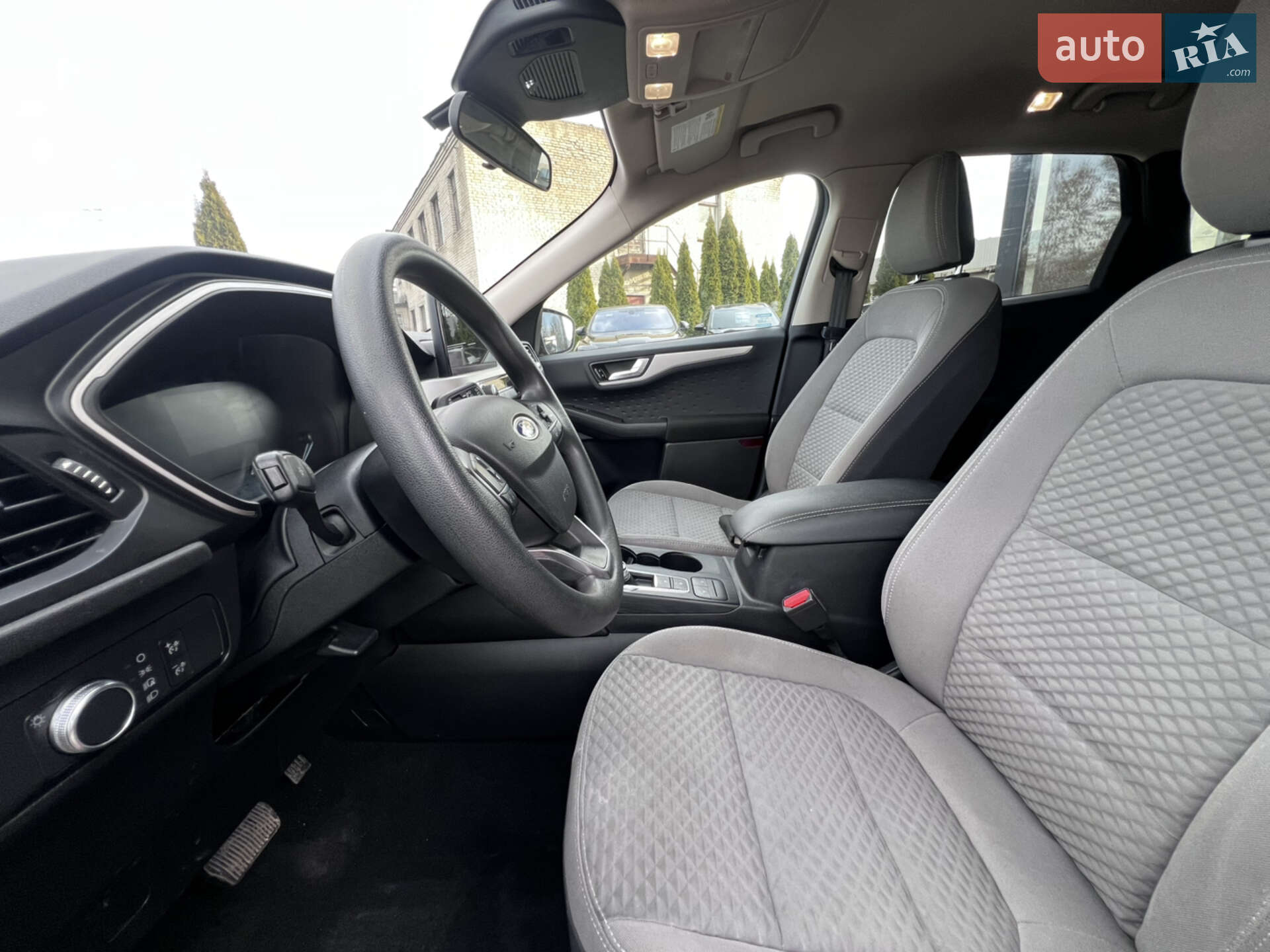 Ford Escape 2020 VIN 1FMCU9G65LUA85832 фото оголошення 23 з 52
