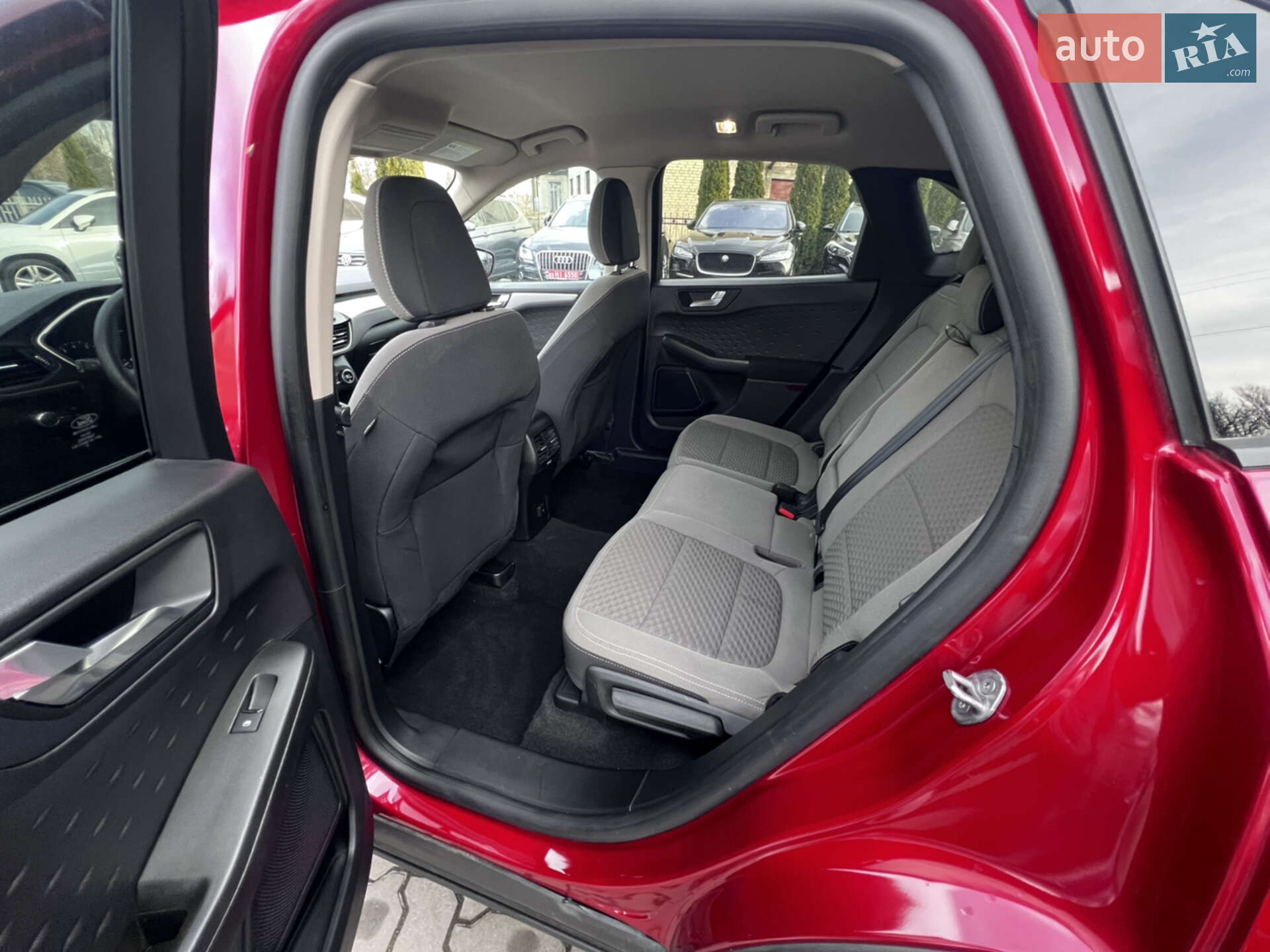 Ford Escape 2020 VIN 1FMCU9G65LUA85832 фото оголошення 42 з 52
