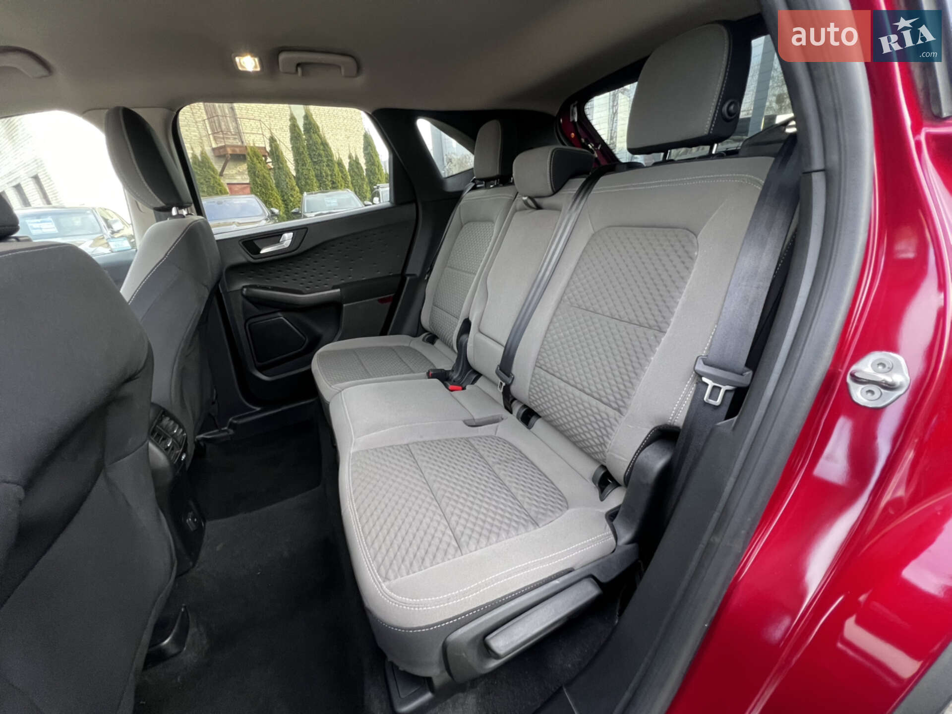 Ford Escape 2020 VIN 1FMCU9G65LUA85832 фото оголошення 43 з 52