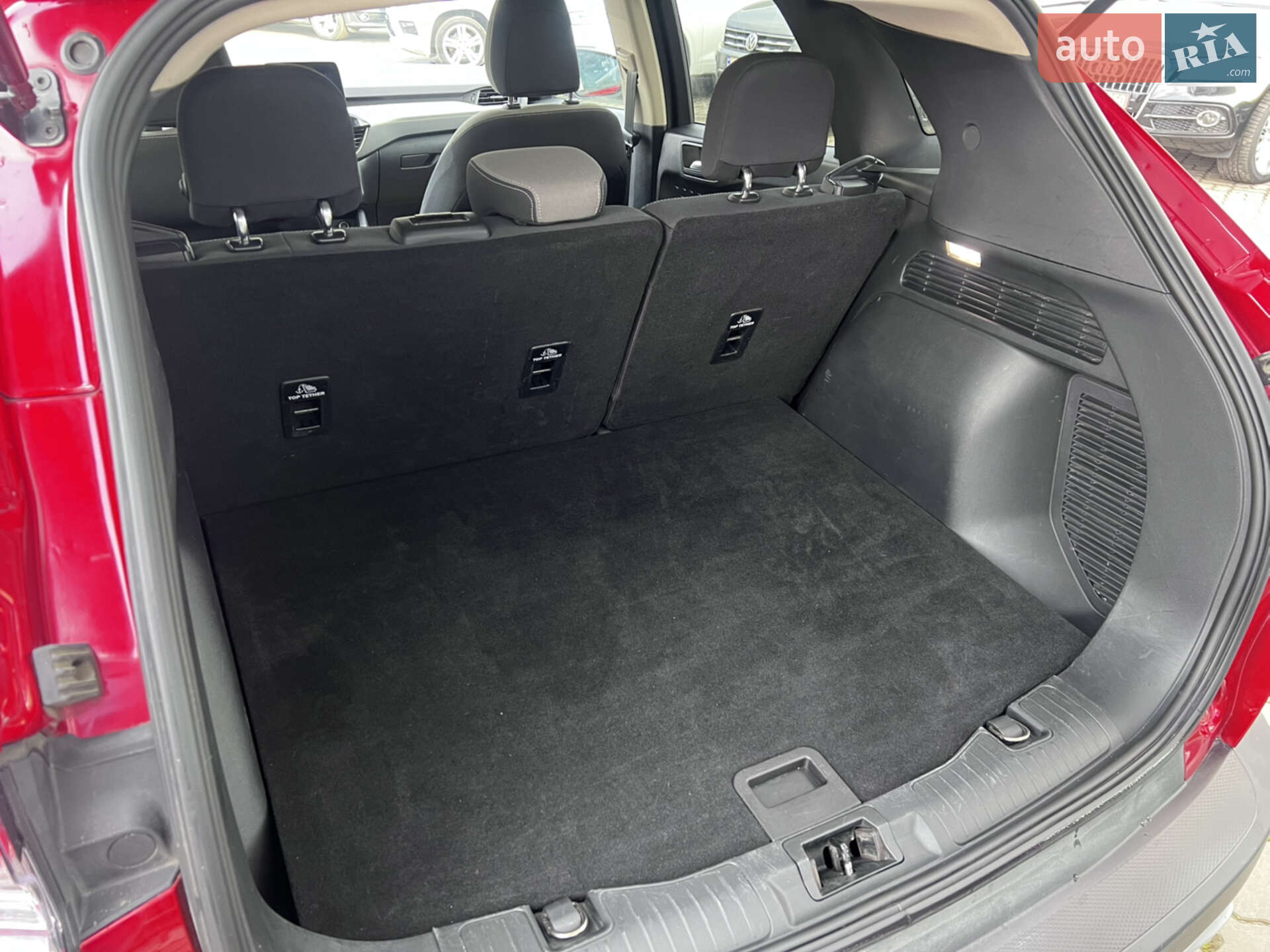 Ford Escape 2020 VIN 1FMCU9G65LUA85832 фото оголошення 46 з 52