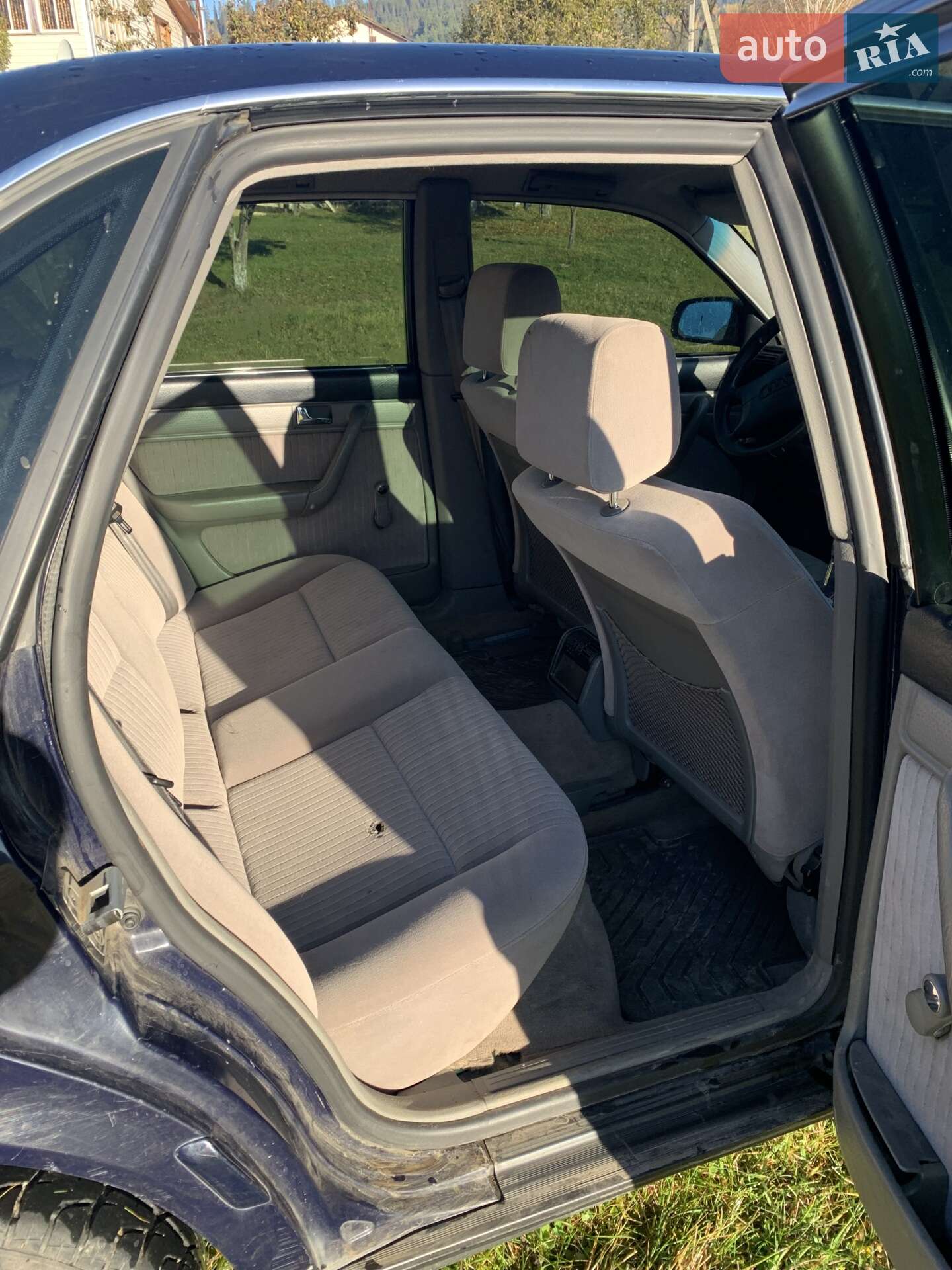 Audi A6 1995 VIN WAUZZZ4AZSN090643 фото оголошення 5 з 7
