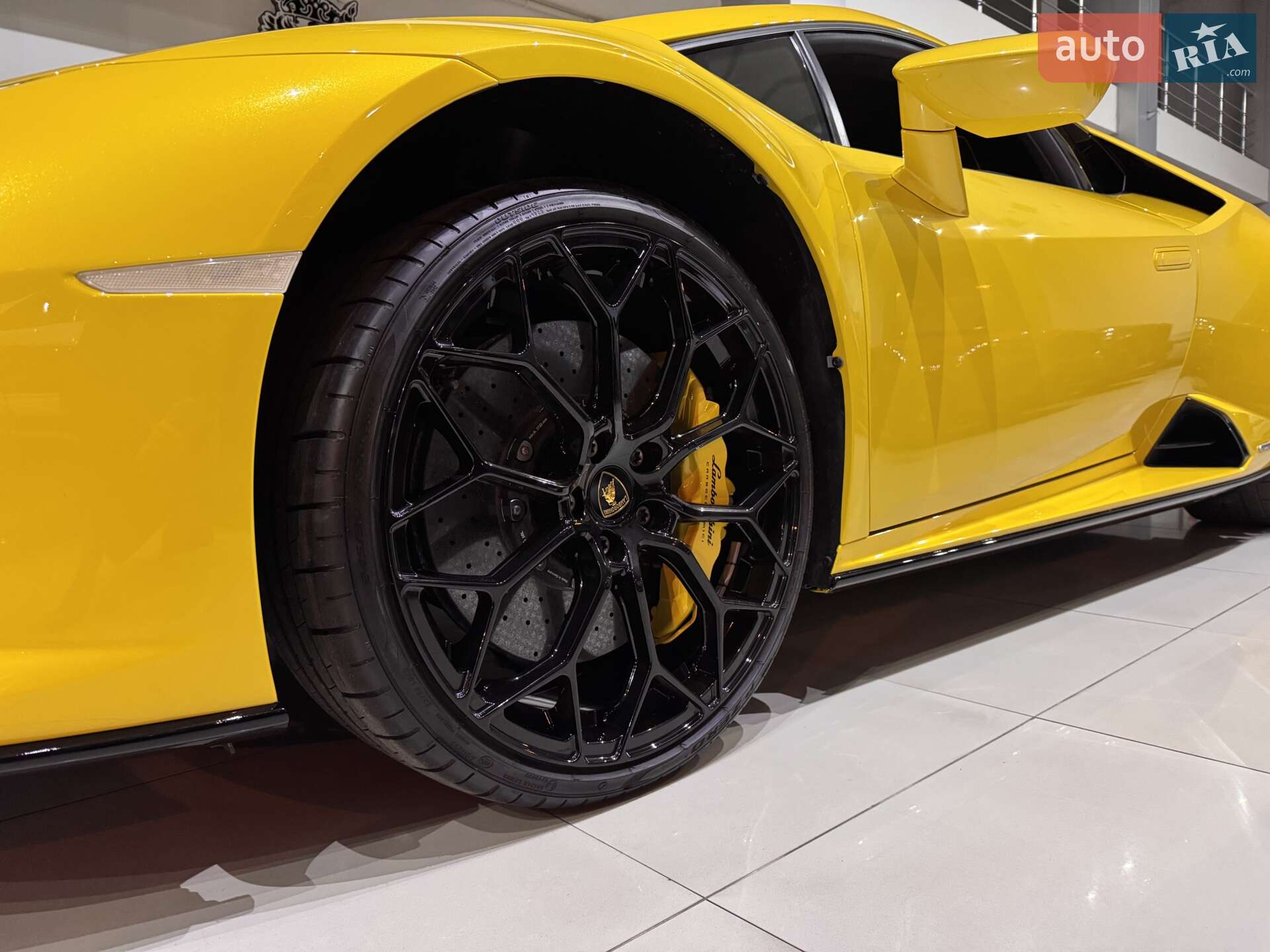 Lamborghini Huracan EVO 2020 VIN ZHWEF5ZF0MLA16464 фото оголошення 6 з 94
