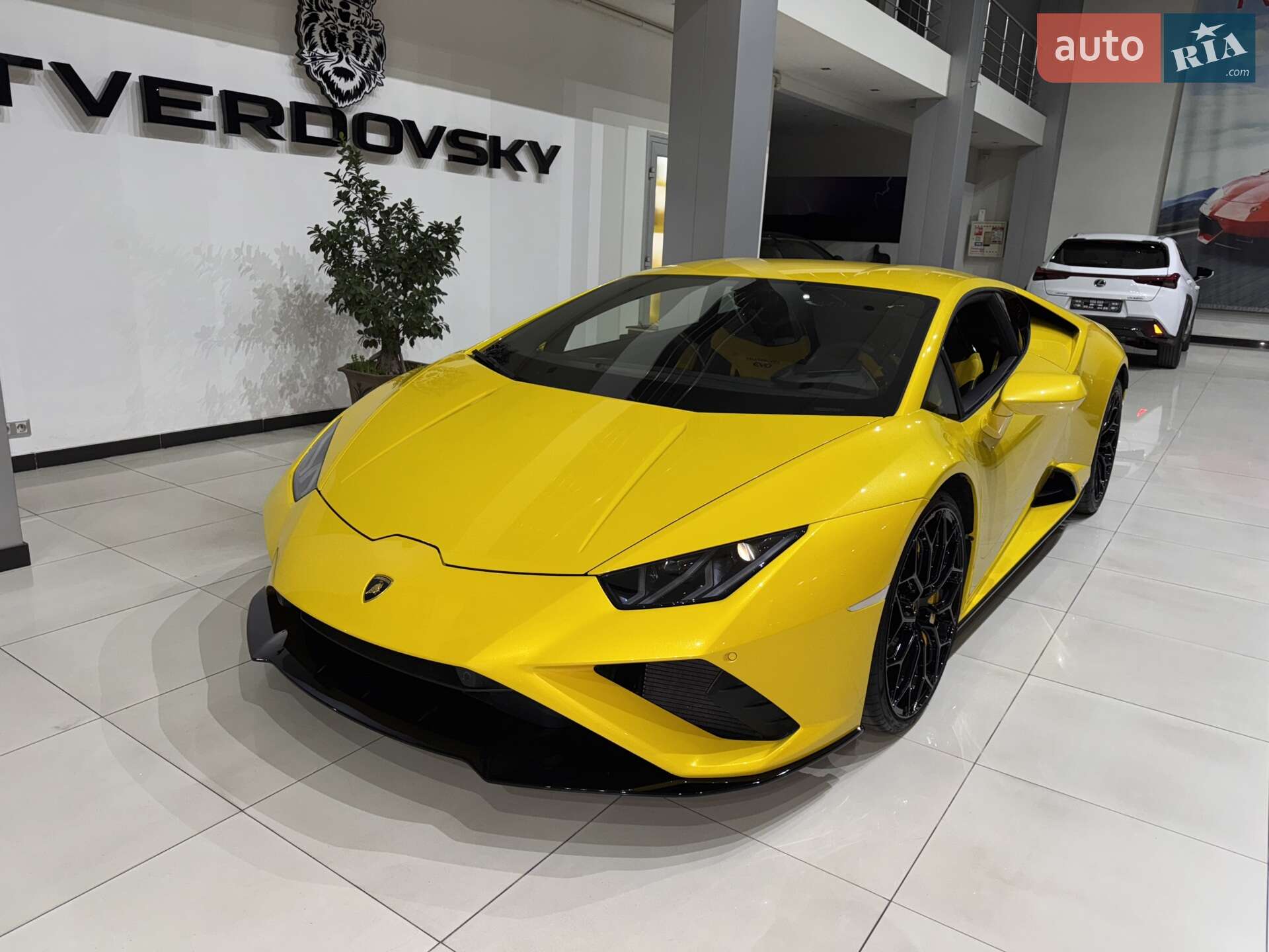 Lamborghini Huracan EVO 2020 VIN ZHWEF5ZF0MLA16464 фото оголошення 25 з 94