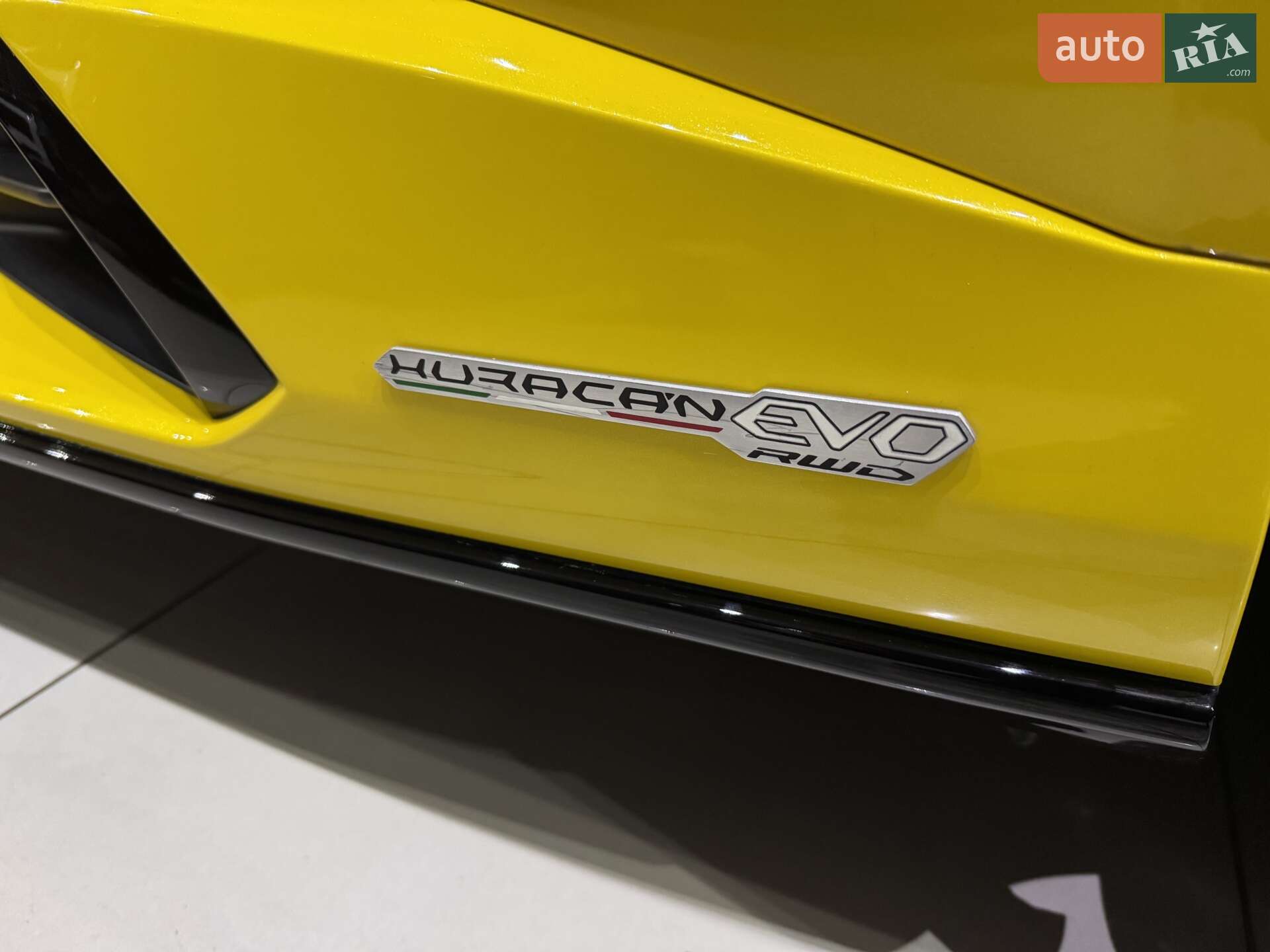 Lamborghini Huracan EVO 2020 VIN ZHWEF5ZF0MLA16464 фото оголошення 28 з 94