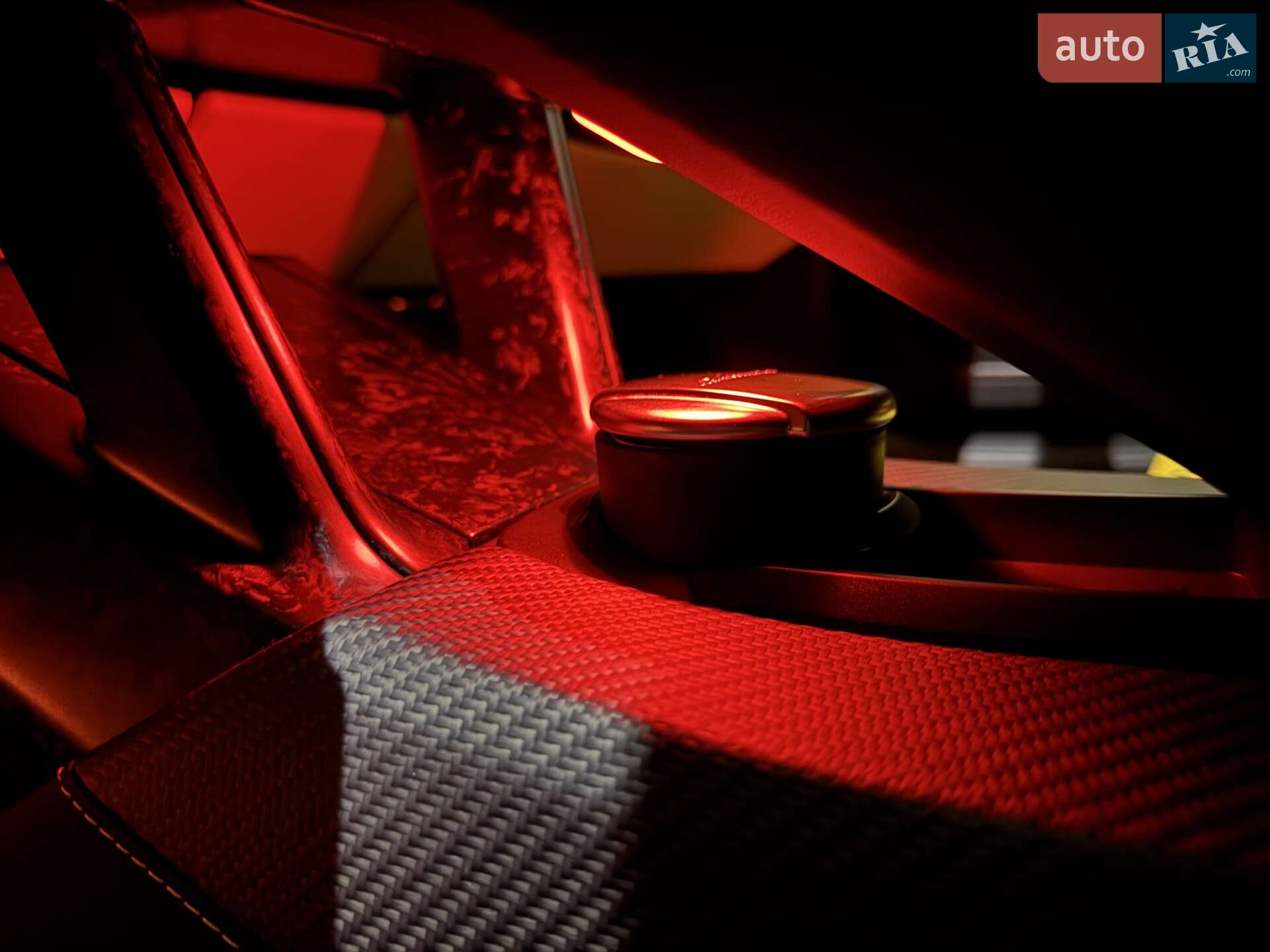 Lamborghini Huracan EVO 2020 VIN ZHWEF5ZF0MLA16464 фото оголошення 38 з 94