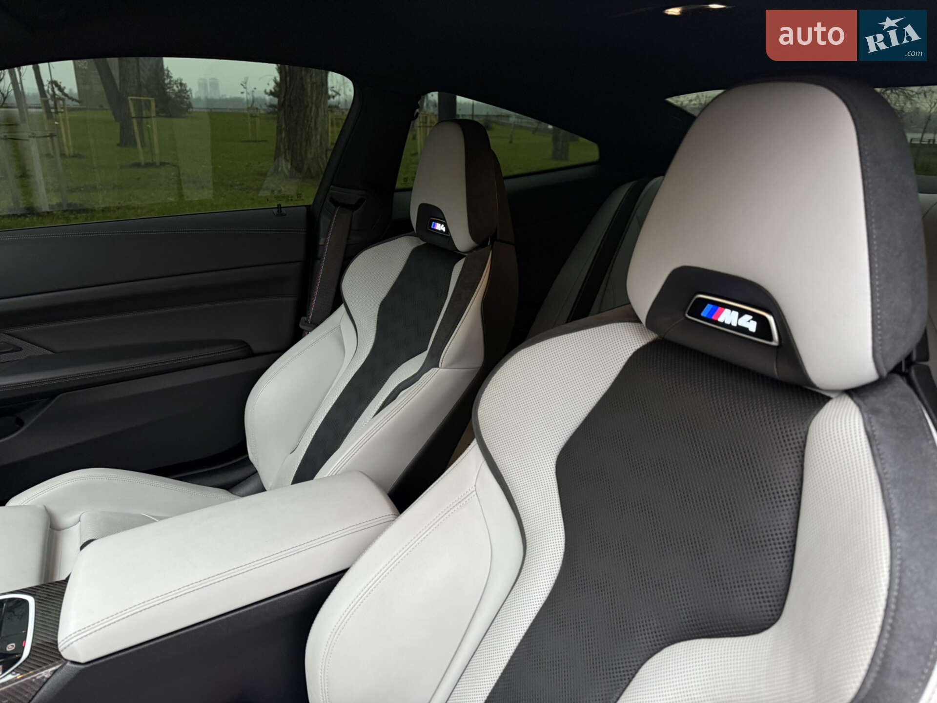 BMW M4 2024 VIN WBS33HK02SCS72561 фото оголошення 28 з 34