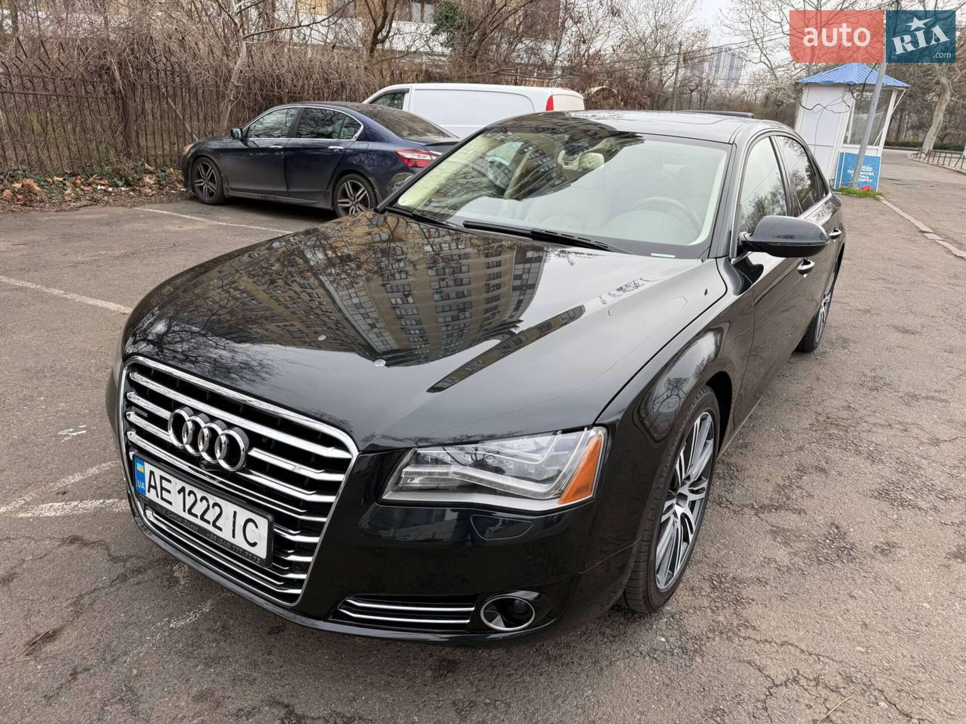 Audi A8 2013 VIN WAURGAFD2DN024678 фото оголошення 5 з 13