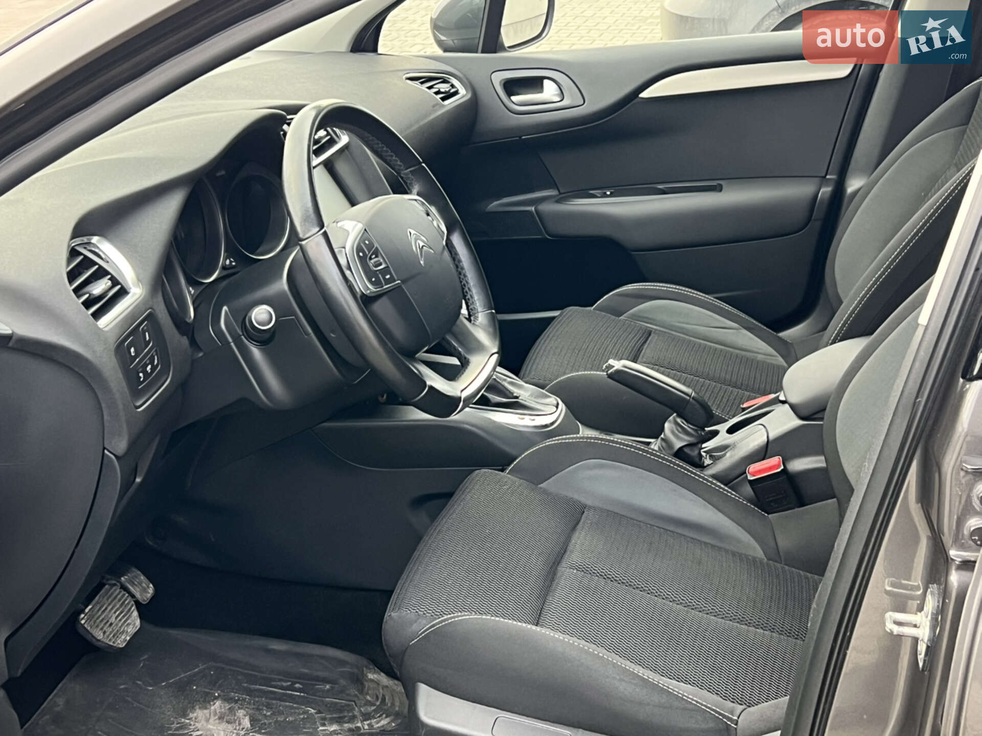 Citroen C4 2017 VIN VF7NCBHZTHY522078 фото оголошення 8 з 25