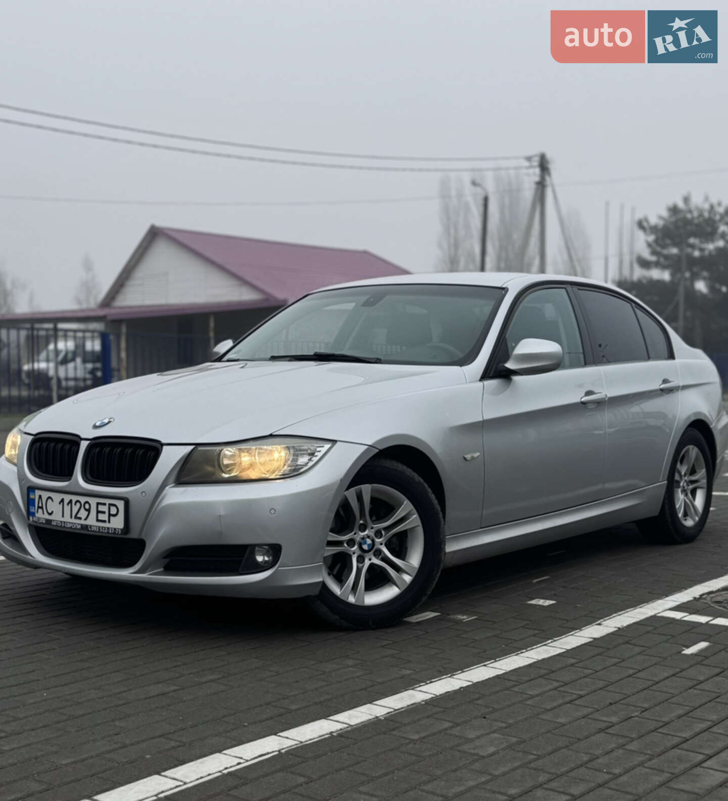 BMW 3 Series 2010 VIN WBAPG11050E582630 фото оголошення 2 з 32
