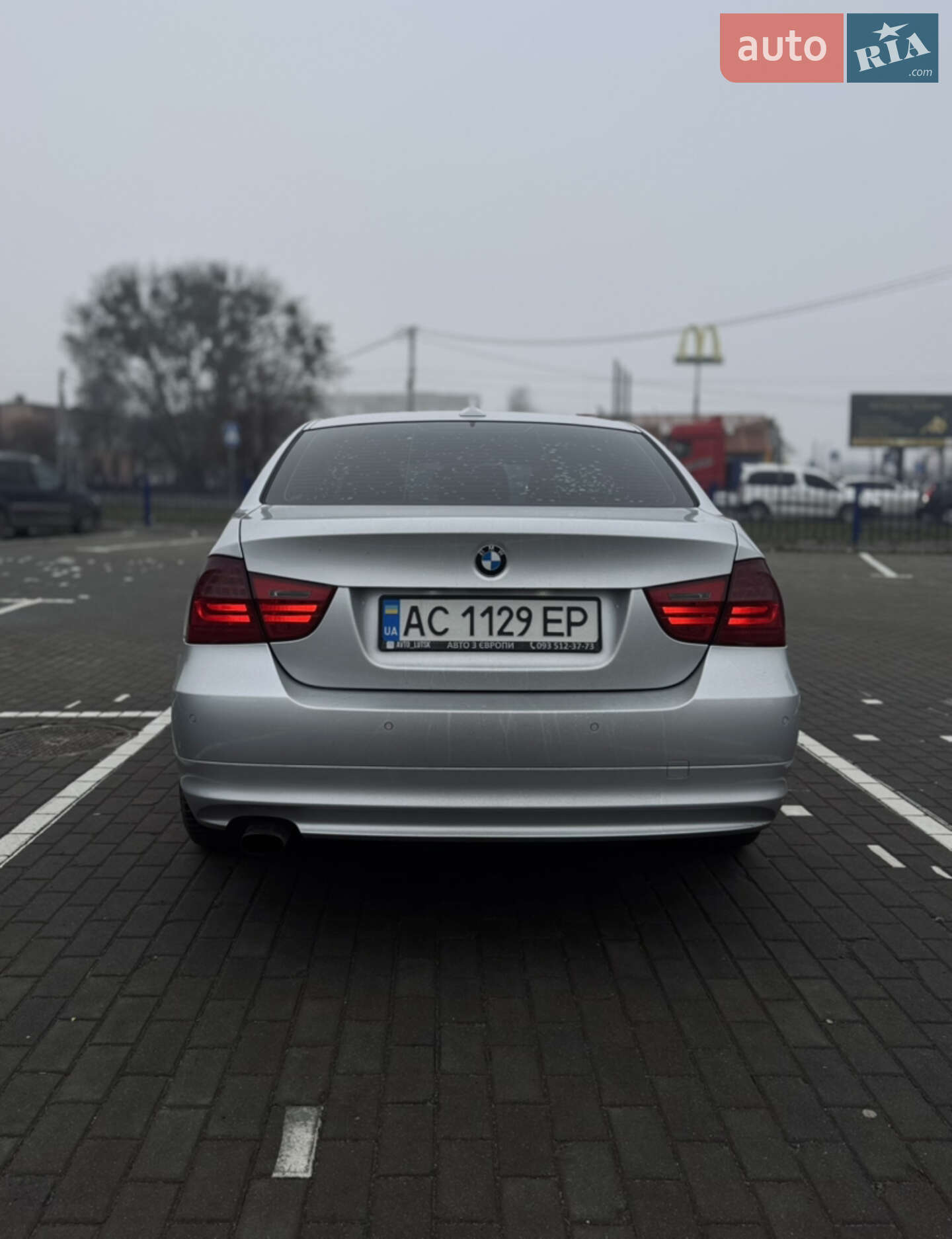 BMW 3 Series 2010 VIN WBAPG11050E582630 фото оголошення 3 з 32