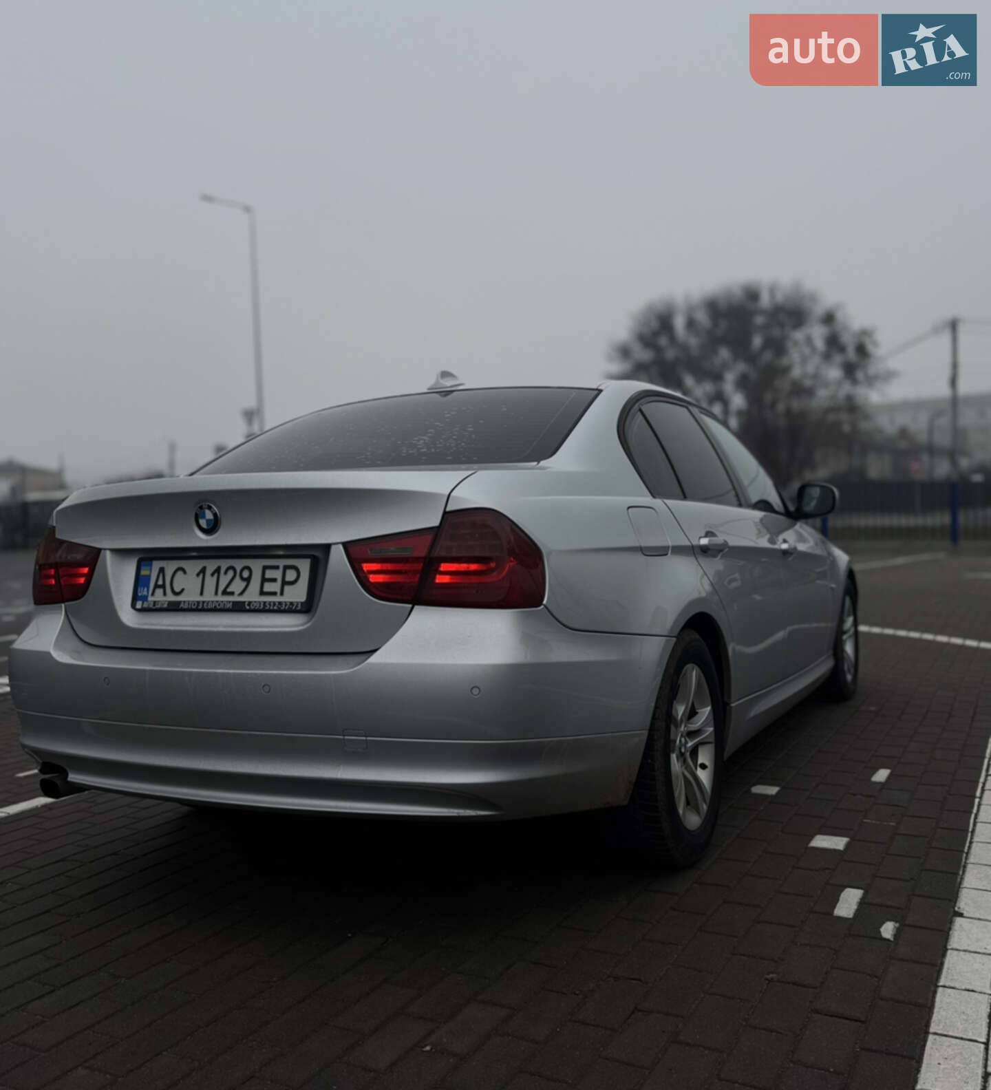 BMW 3 Series 2010 VIN WBAPG11050E582630 фото оголошення 5 з 32