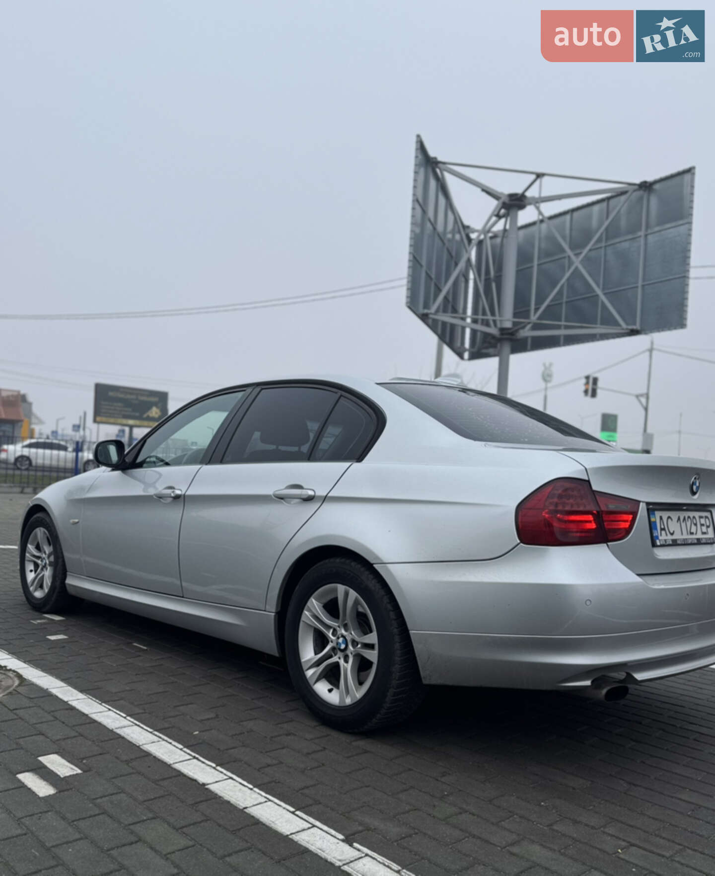 BMW 3 Series 2010 VIN WBAPG11050E582630 фото оголошення 6 з 32