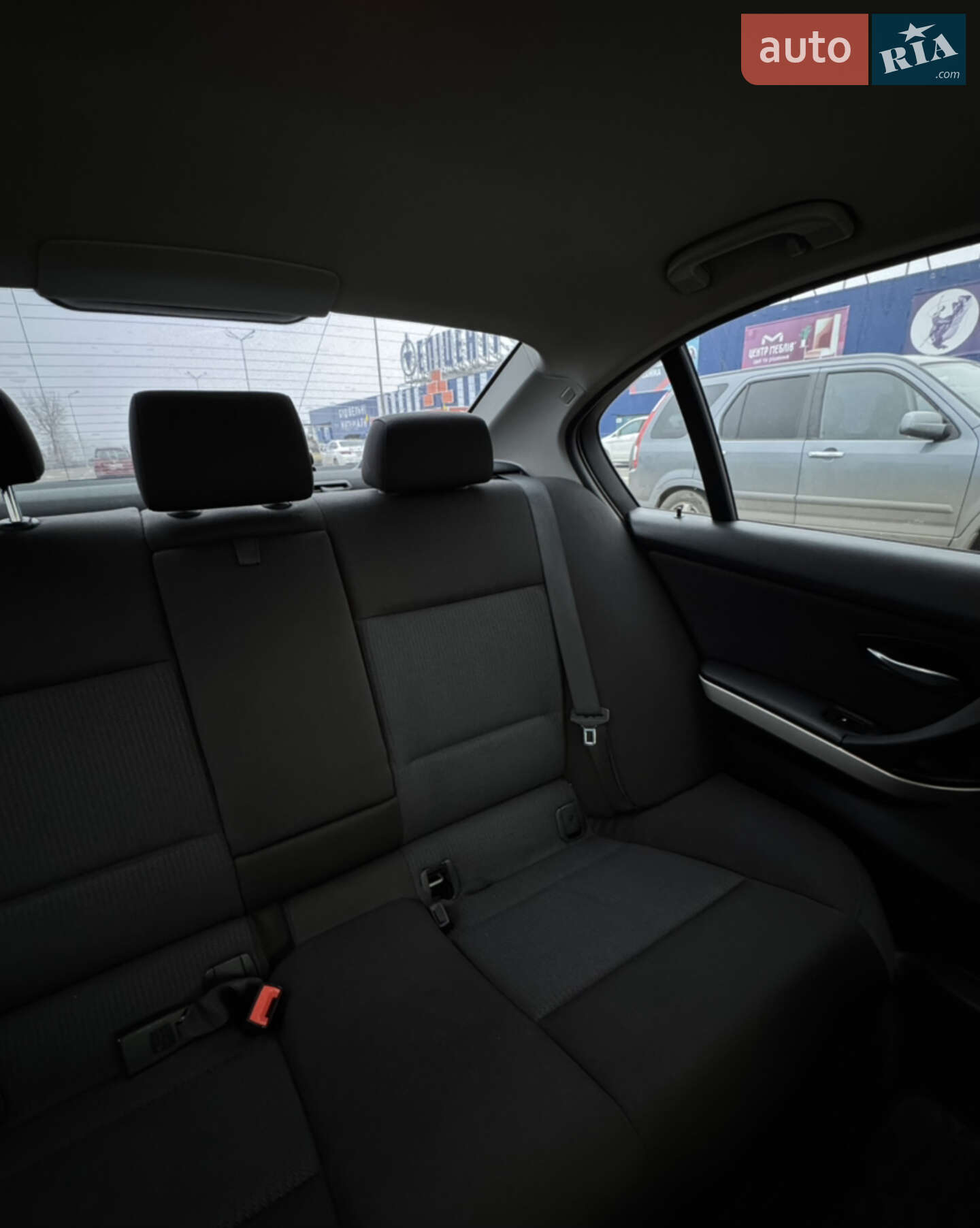 BMW 3 Series 2010 VIN WBAPG11050E582630 фото оголошення 15 з 32