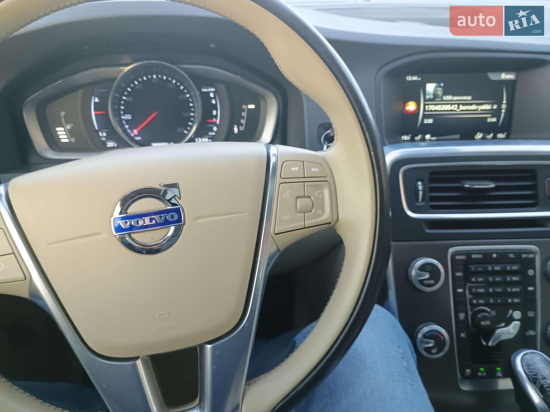 Volvo S60 2015 VIN YV126MFK3G2403163 фото оголошення 23 з 40