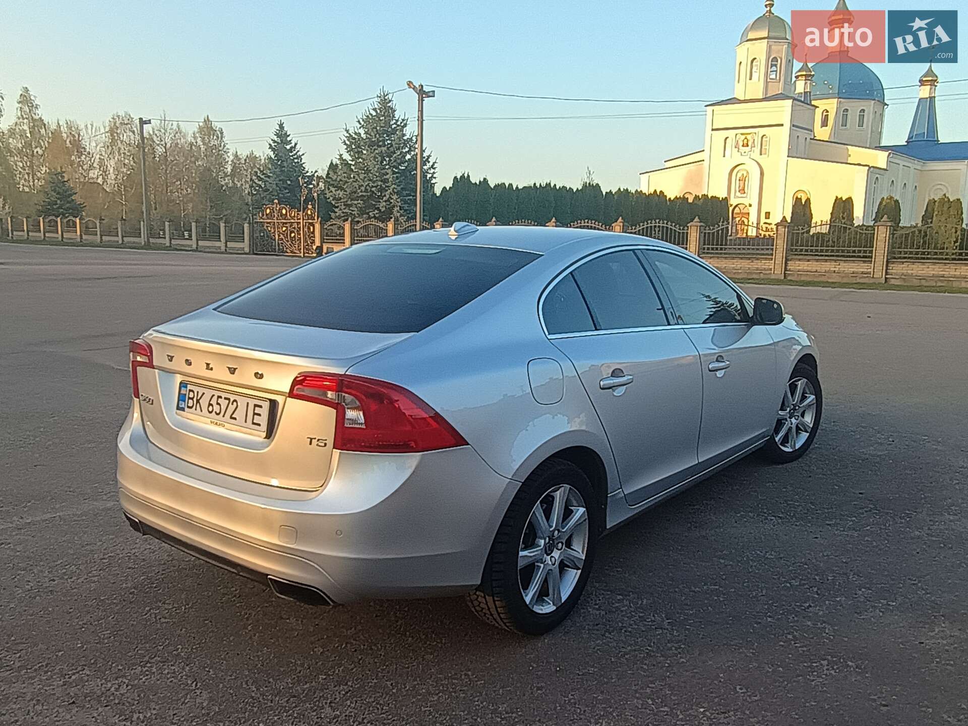 Volvo S60 2015 VIN YV126MFK3G2403163 фото оголошення 31 з 40