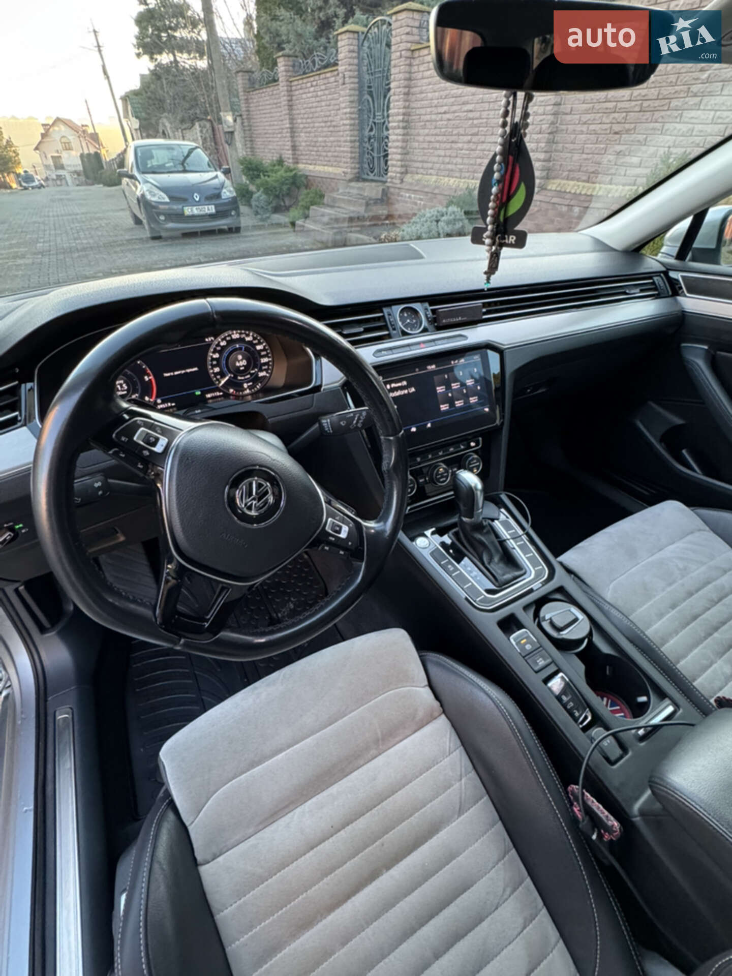 Volkswagen Passat 2019 VIN WVWZZZ3CZKE080054 фото оголошення 27 з 47