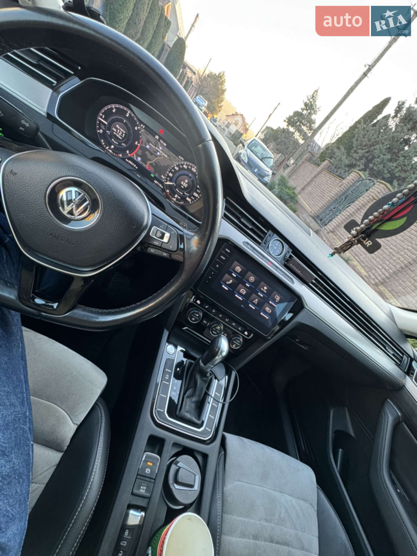 Volkswagen Passat 2019 VIN WVWZZZ3CZKE080054 фото оголошення 44 з 47