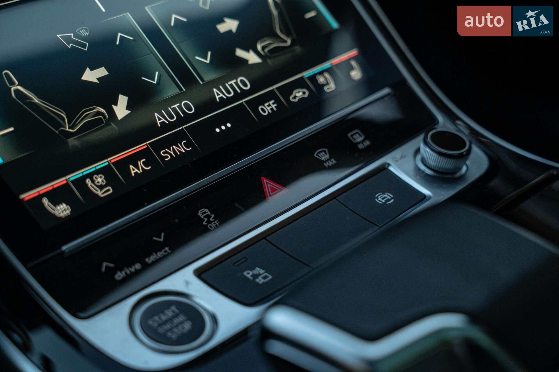 Audi A8 2021 VIN WAU8DAF81MN011833 фото оголошення 51 з 77