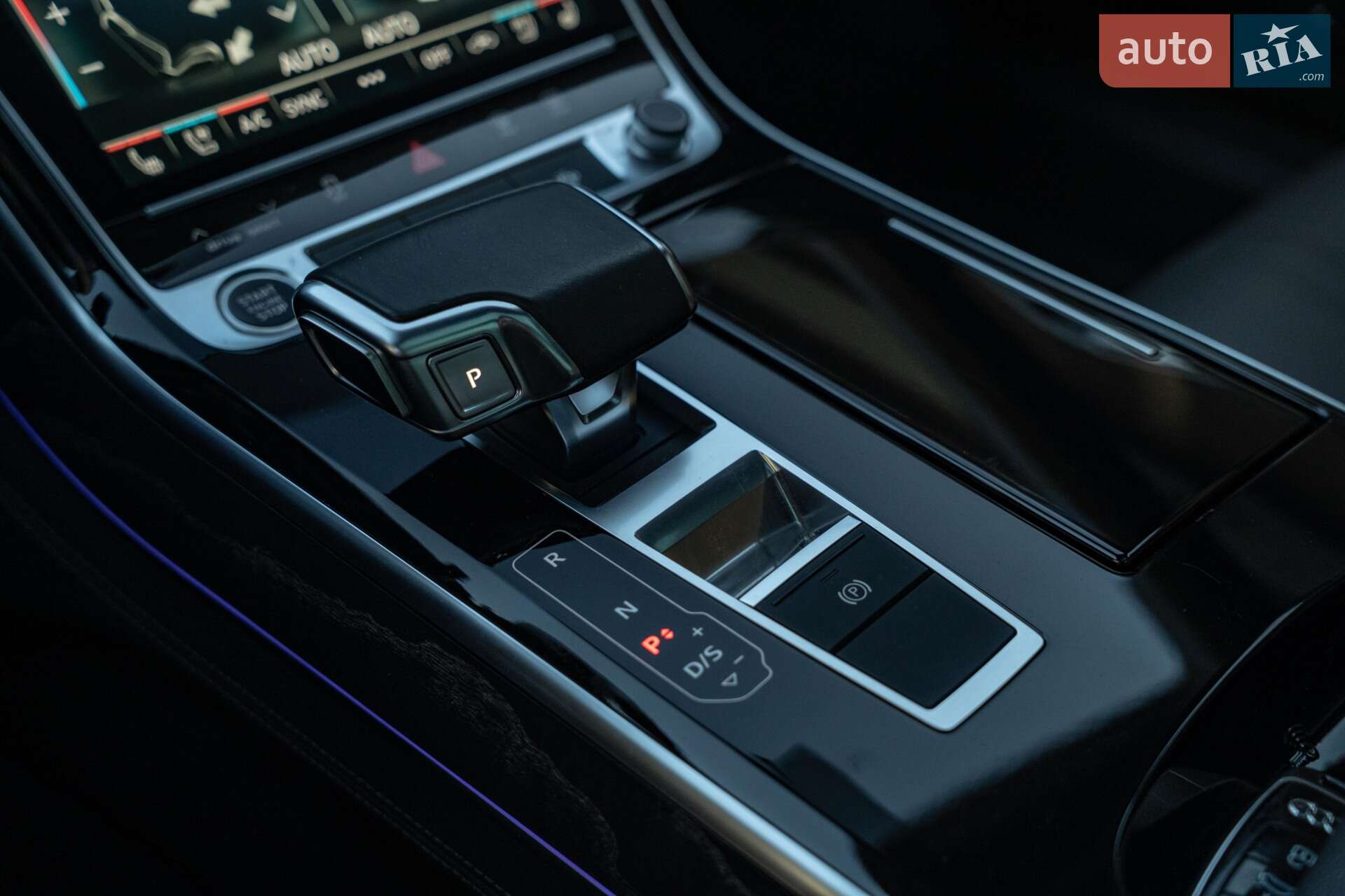 Audi A8 2021 VIN WAU8DAF81MN011833 фото оголошення 52 з 77