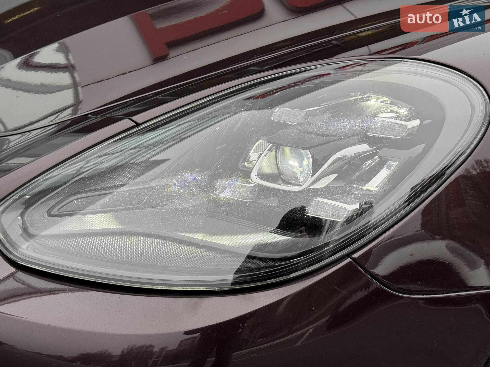 Porsche Panamera 2017 VIN WP0ZZZ97ZHL124073 фото оголошення 10 з 41