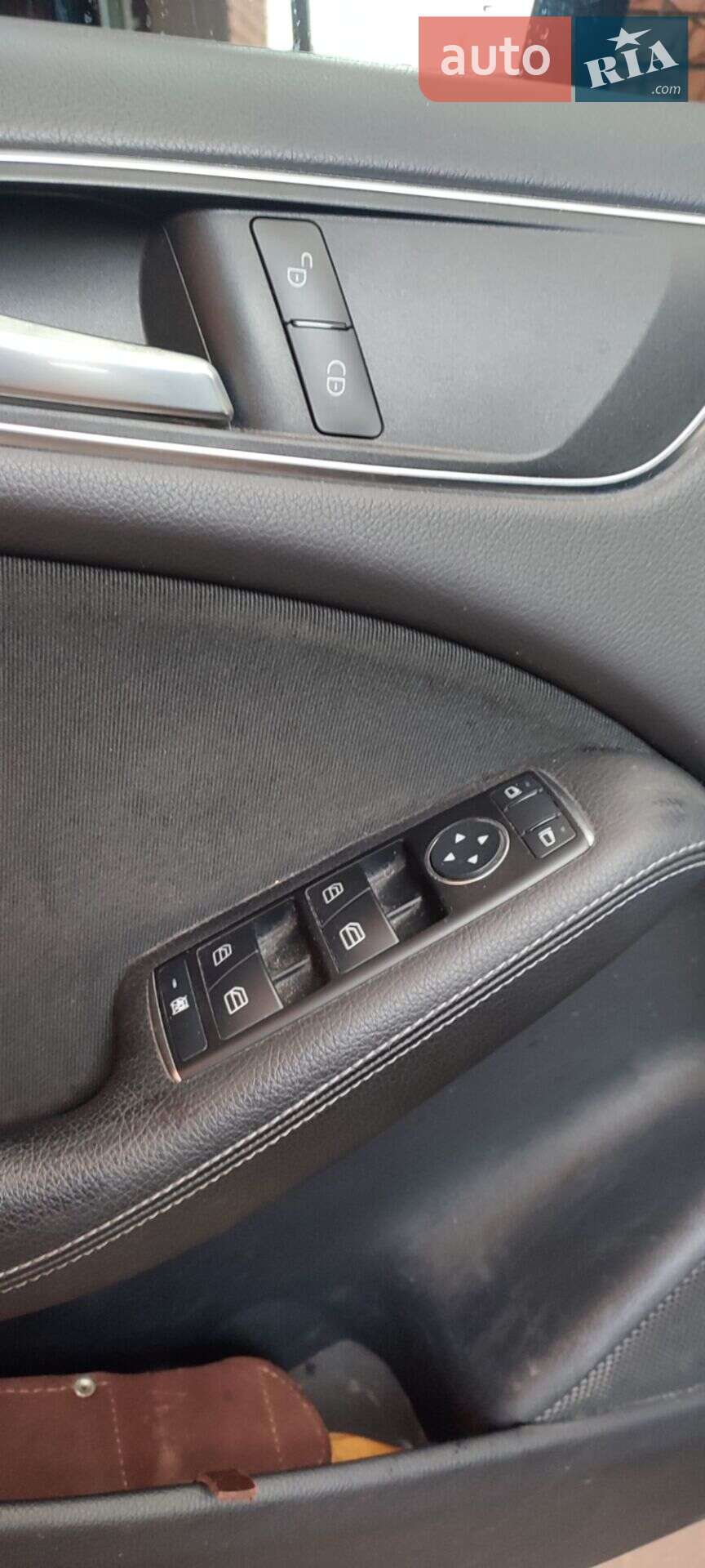 Mercedes-Benz B-Class 2016 VIN WDD2428901J011526 фото оголошення 5 з 7