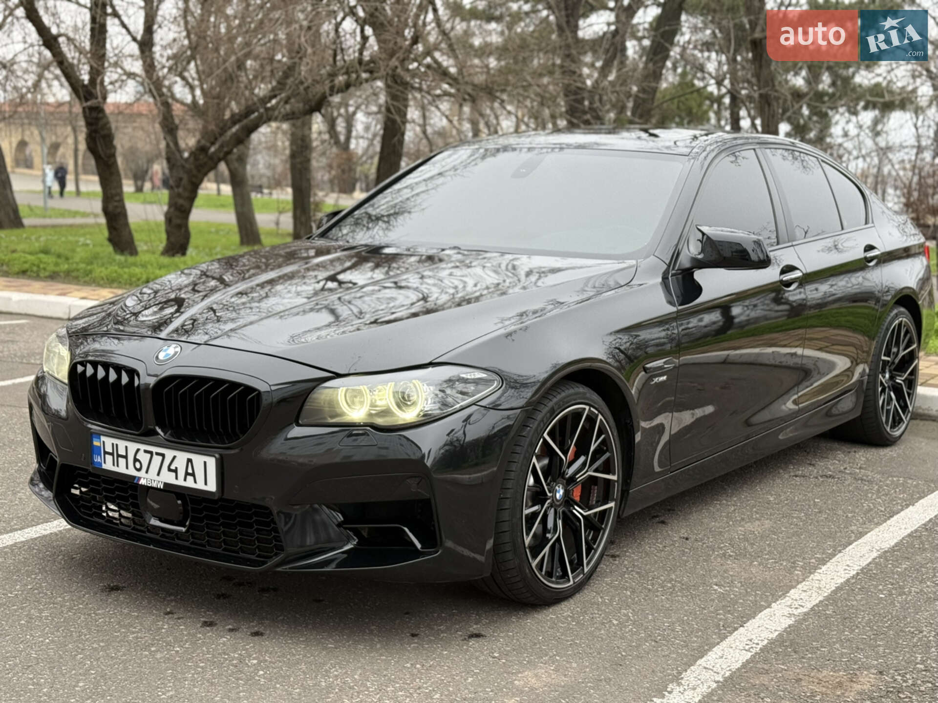 BMW 5 Series 2010 VIN WBAFU7C51BC771211 фото оголошення 2 з 15