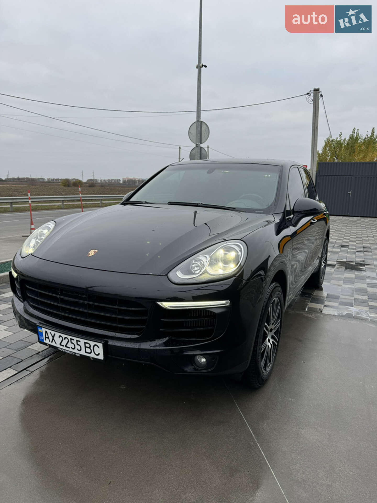 Porsche Cayenne 2015 VIN WP1AF2A28GKA45201 фото оголошення 2 з 9