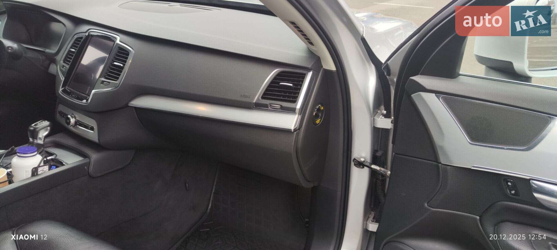Volvo XC90 2015 VIN YV1LCA4BCG1018763 фото оголошення 14 з 48