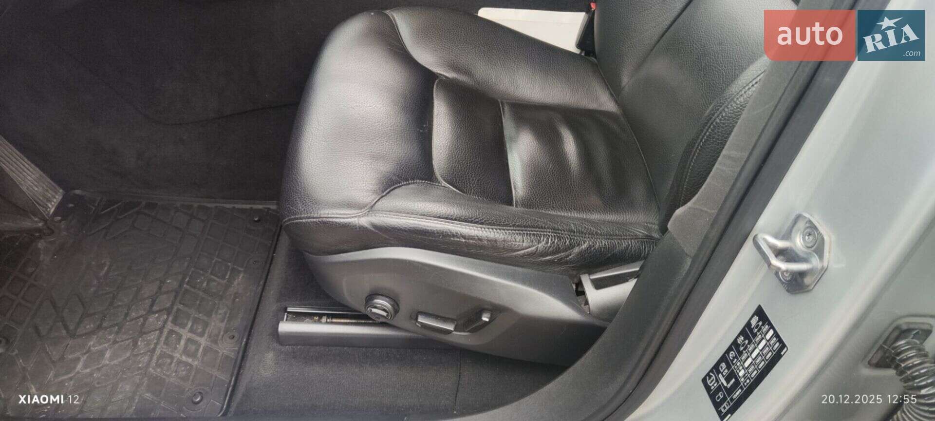 Volvo XC90 2015 VIN YV1LCA4BCG1018763 фото оголошення 16 з 48