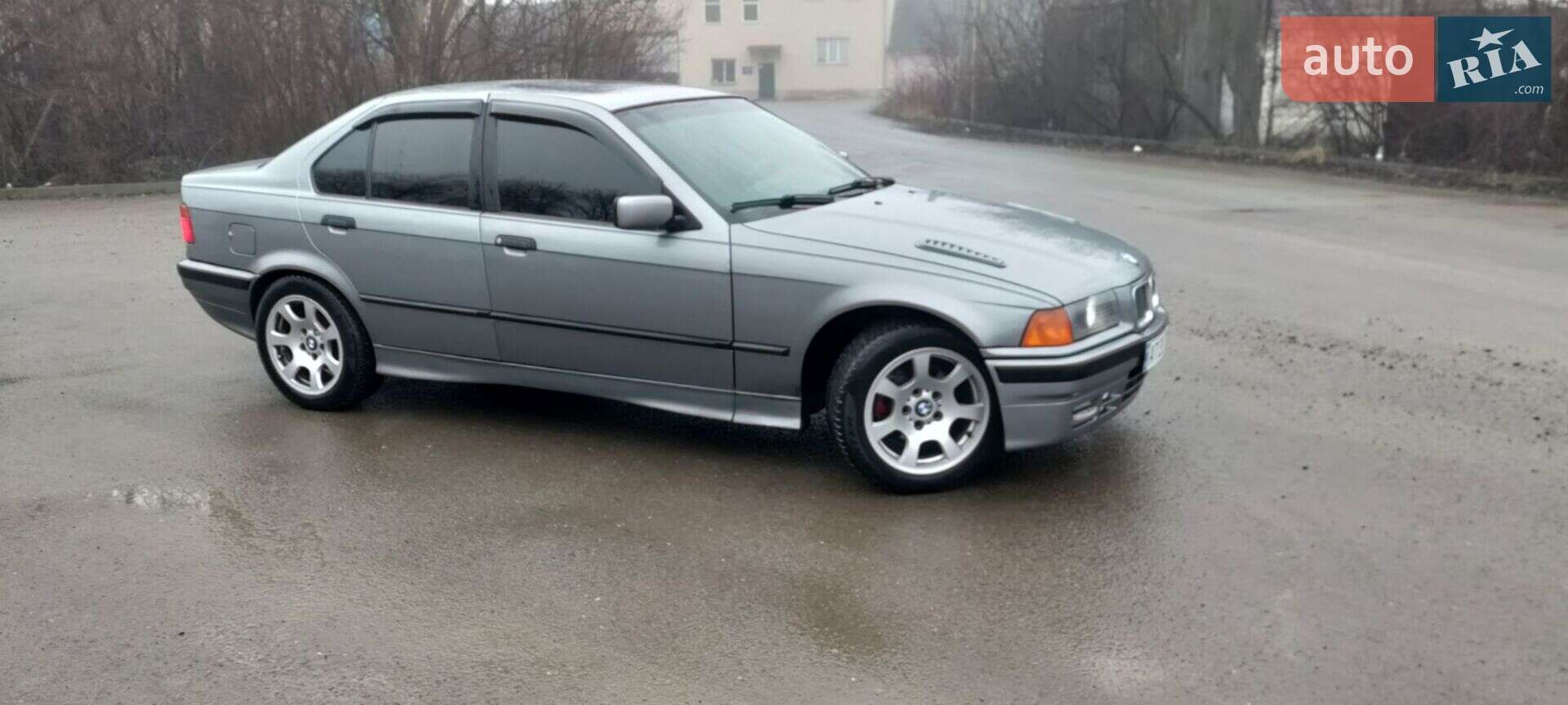 BMW 3 Series 1993 VIN WBACA31070JD14278 фото оголошення 7 з 26