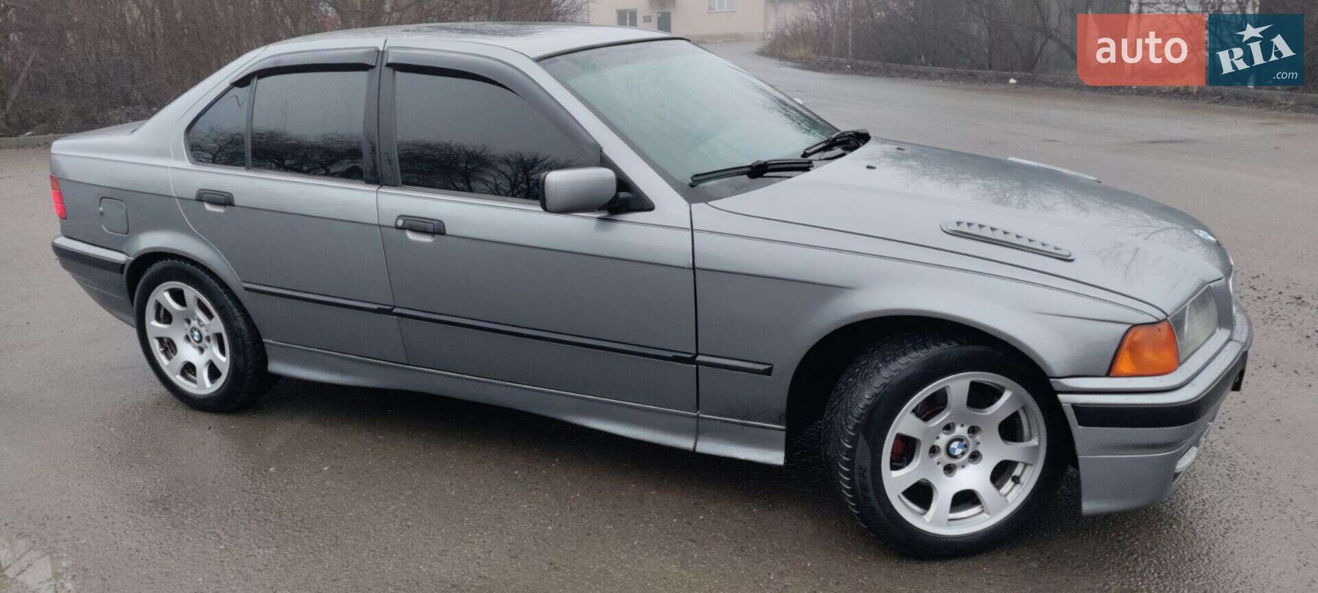BMW 3 Series 1993 VIN WBACA31070JD14278 фото оголошення 8 з 26