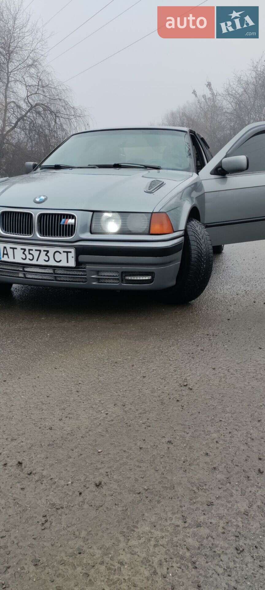 BMW 3 Series 1993 VIN WBACA31070JD14278 фото оголошення 3 з 26