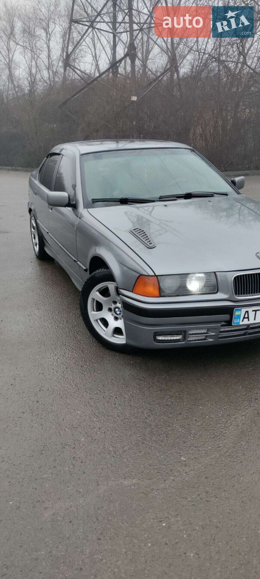 BMW 3 Series 1993 VIN WBACA31070JD14278 фото оголошення 5 з 26