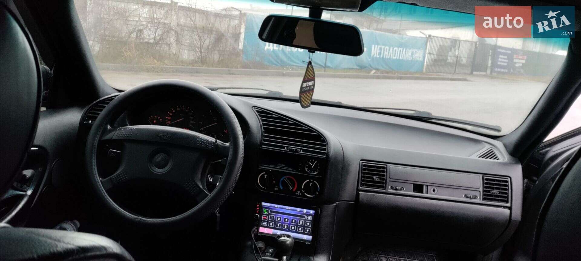 BMW 3 Series 1993 VIN WBACA31070JD14278 фото оголошення 18 з 26
