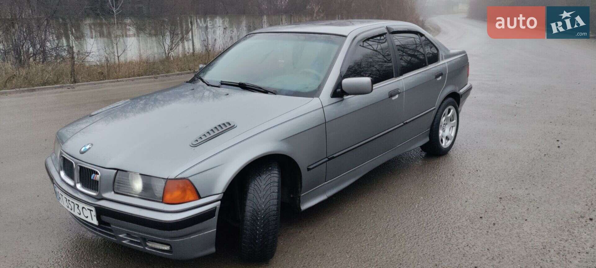 BMW 3 Series 1993 VIN WBACA31070JD14278 фото оголошення 21 з 26