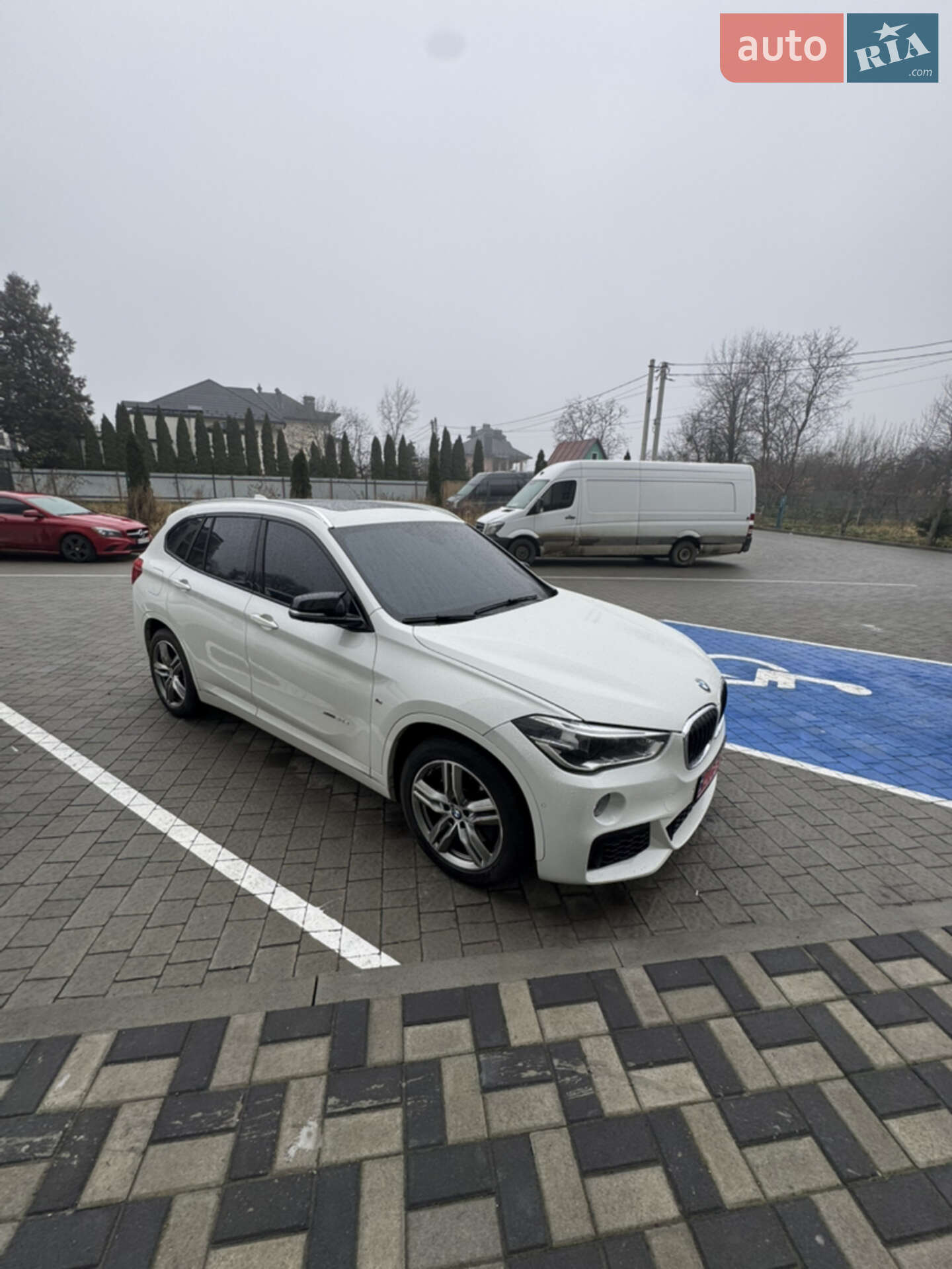 BMW X1 2016 VIN WBAHU3100H5E40032 фото оголошення 4 з 46