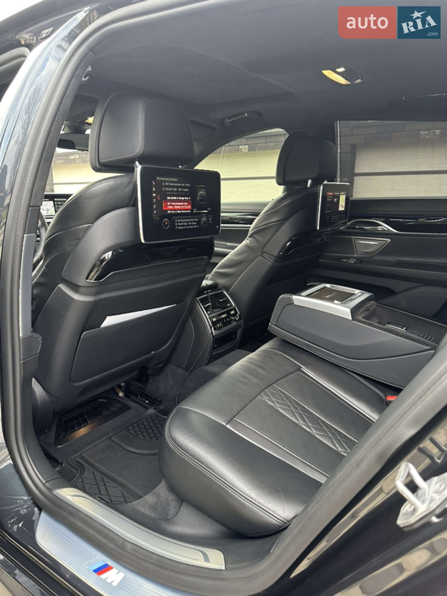 BMW 7 Series 2017 VIN WBA7C81080G806871 фото оголошення 13 з 50