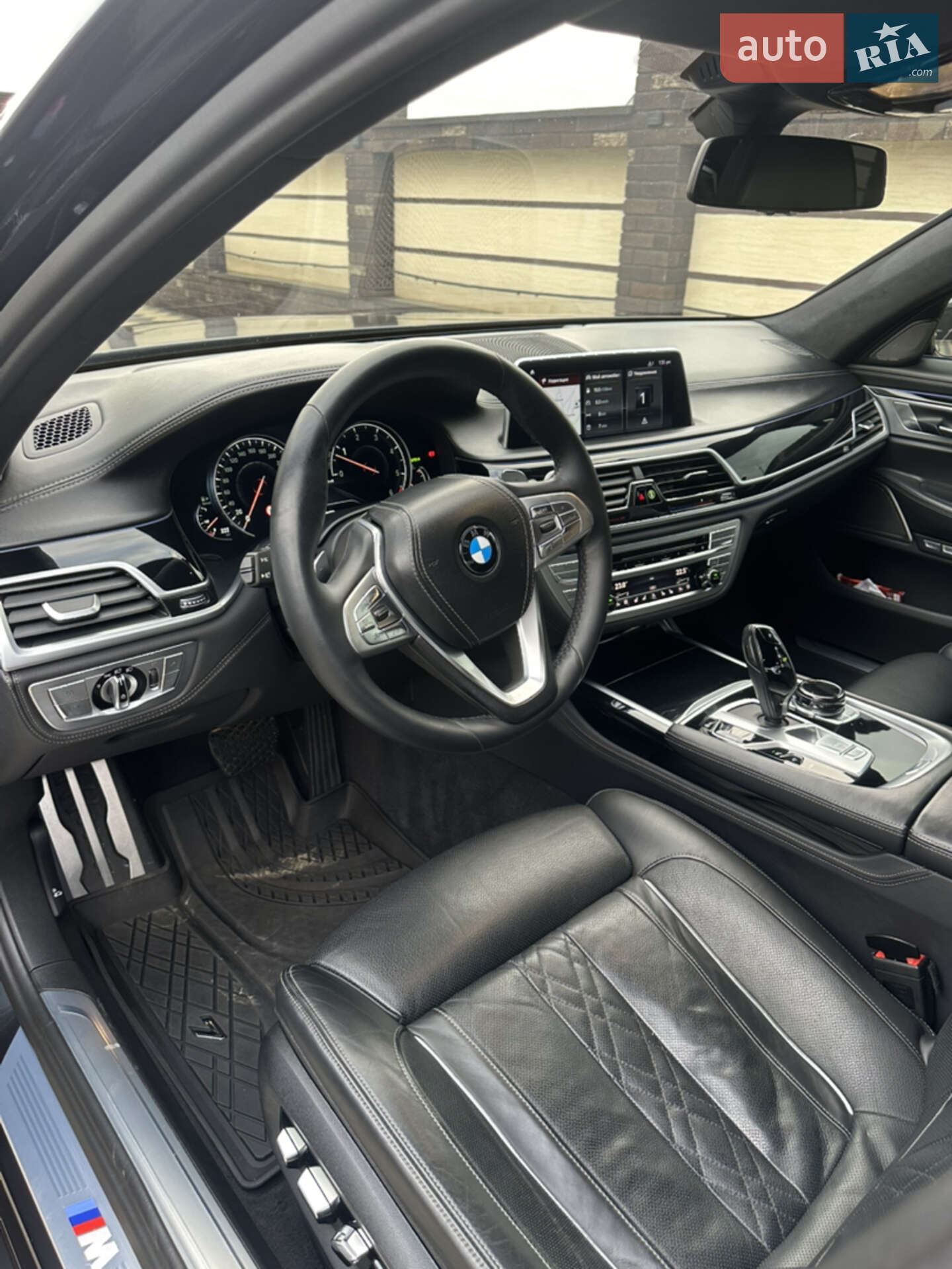BMW 7 Series 2017 VIN WBA7C81080G806871 фото оголошення 16 з 50