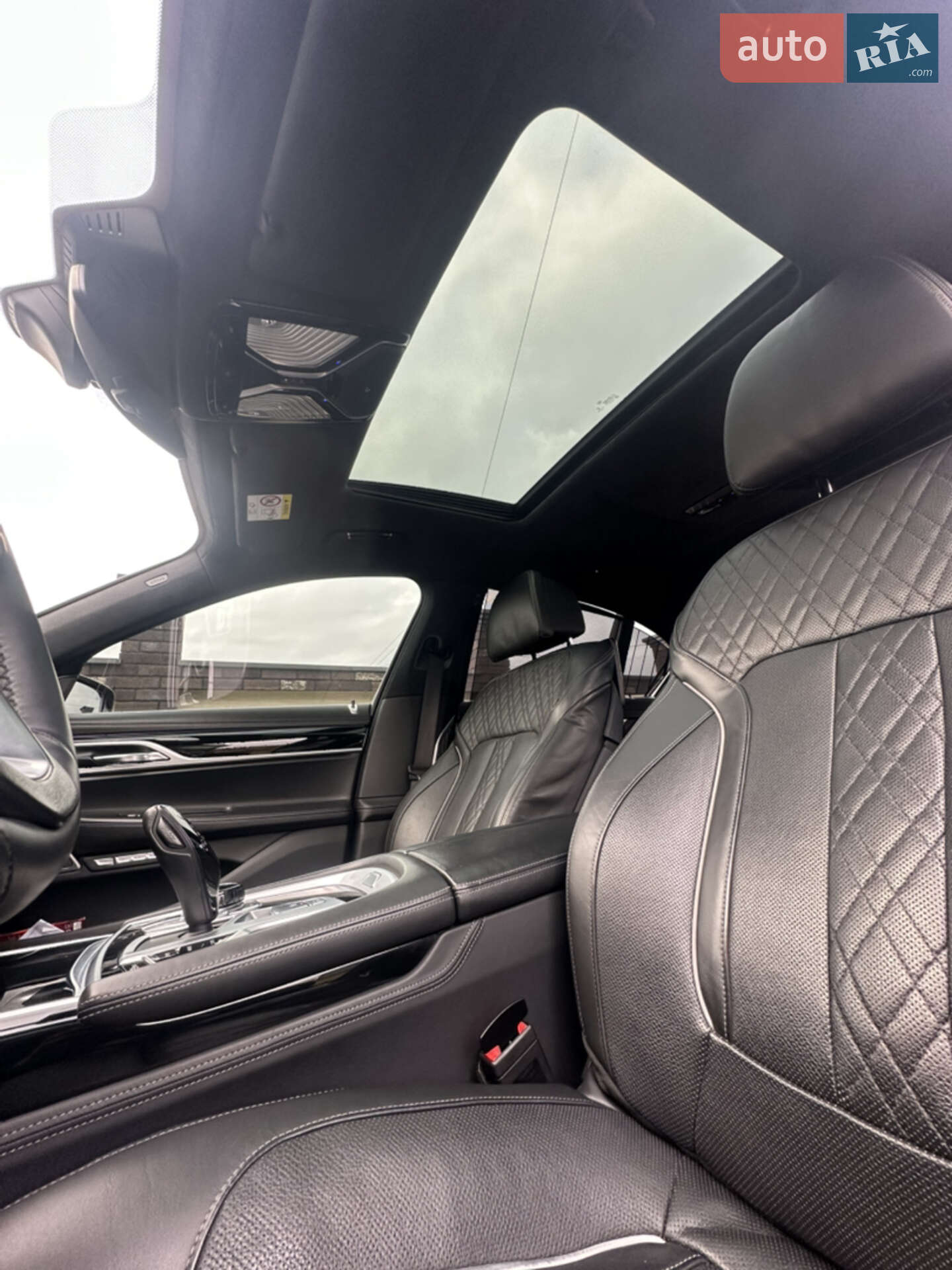 BMW 7 Series 2017 VIN WBA7C81080G806871 фото оголошення 24 з 50