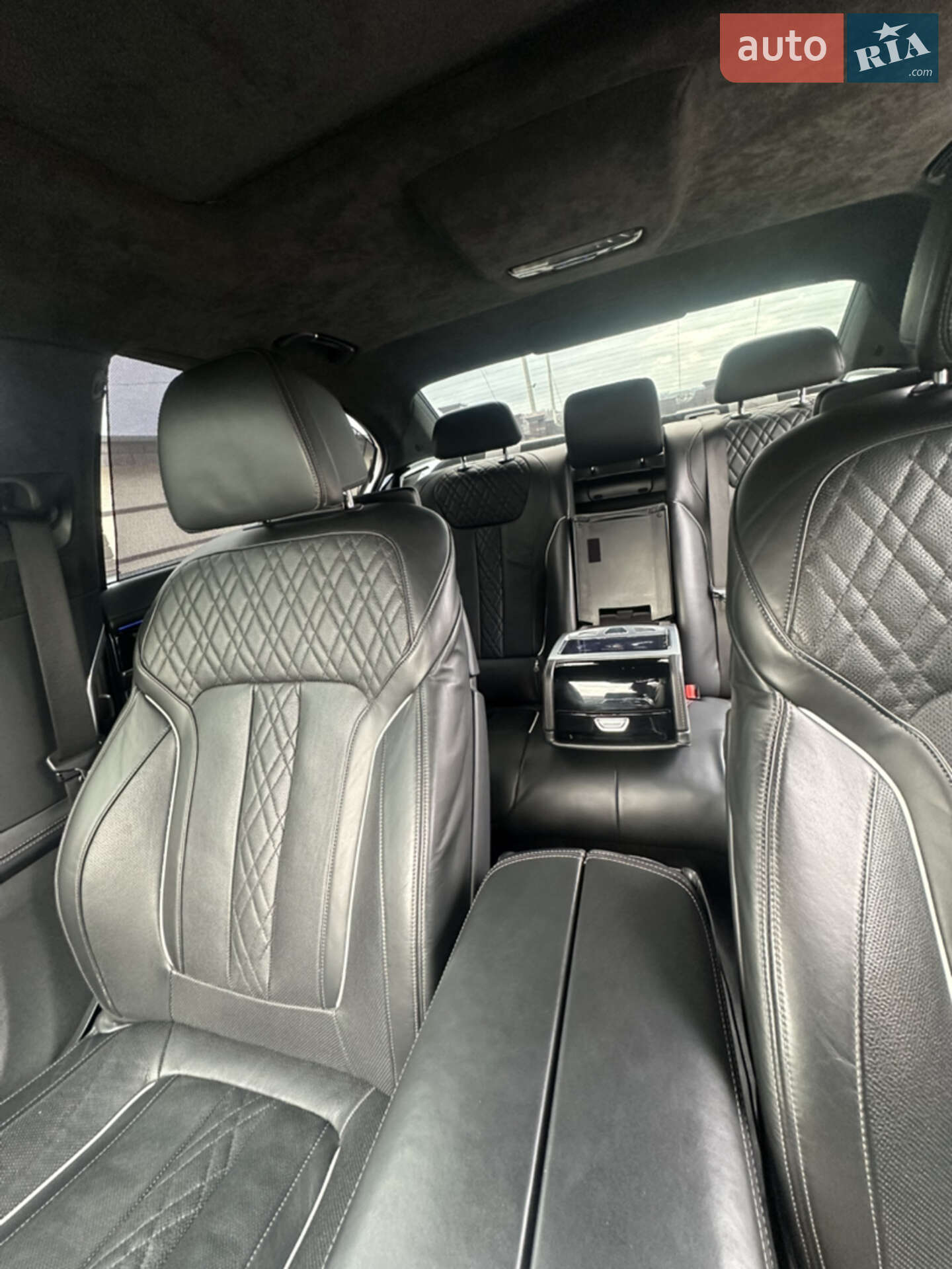 BMW 7 Series 2017 VIN WBA7C81080G806871 фото оголошення 25 з 50