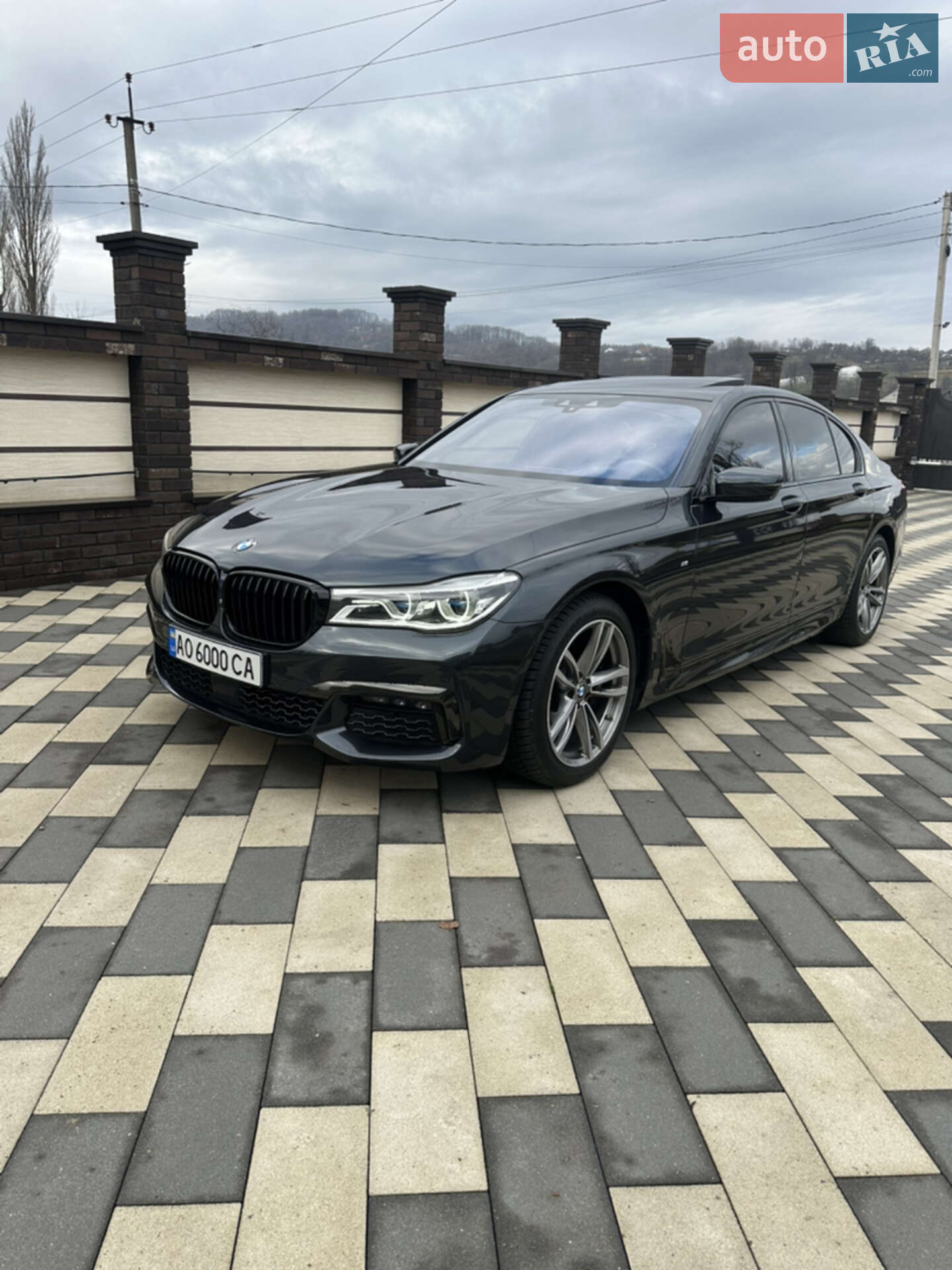 BMW 7 Series 2017 VIN WBA7C81080G806871 фото оголошення 30 з 50