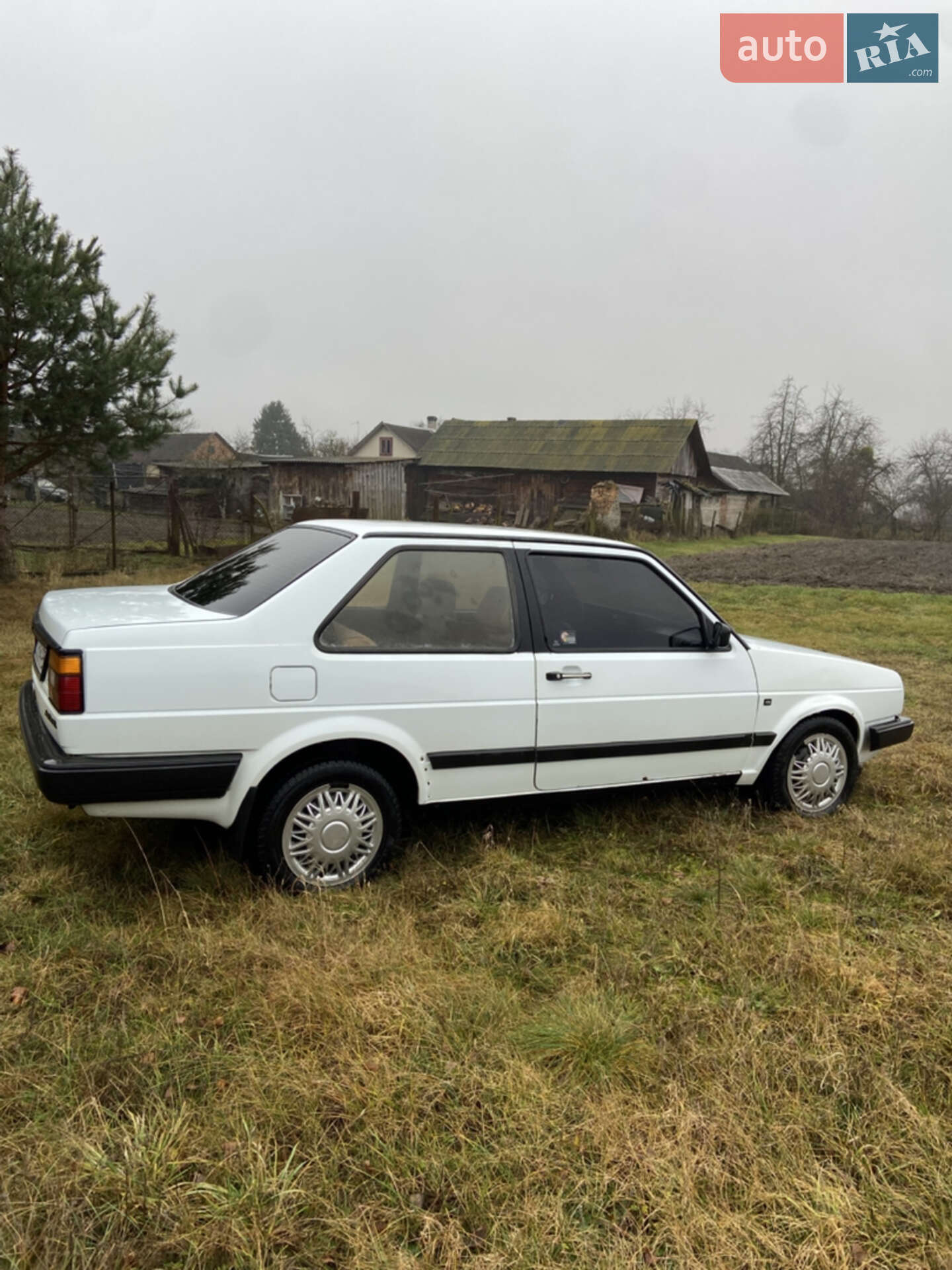 Volkswagen Jetta 1988 VIN WVWZZZ1GZKW175813 фото оголошення 7 з 19