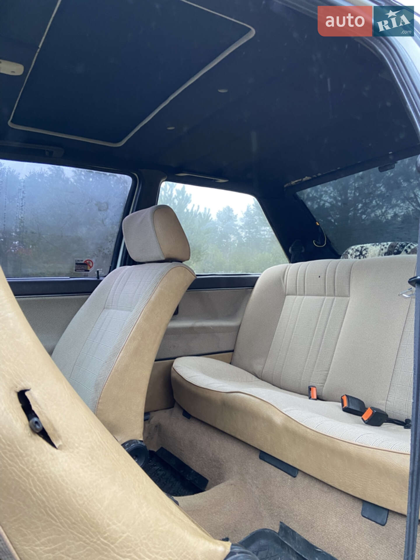 Volkswagen Jetta 1988 VIN WVWZZZ1GZKW175813 фото оголошення 12 з 19