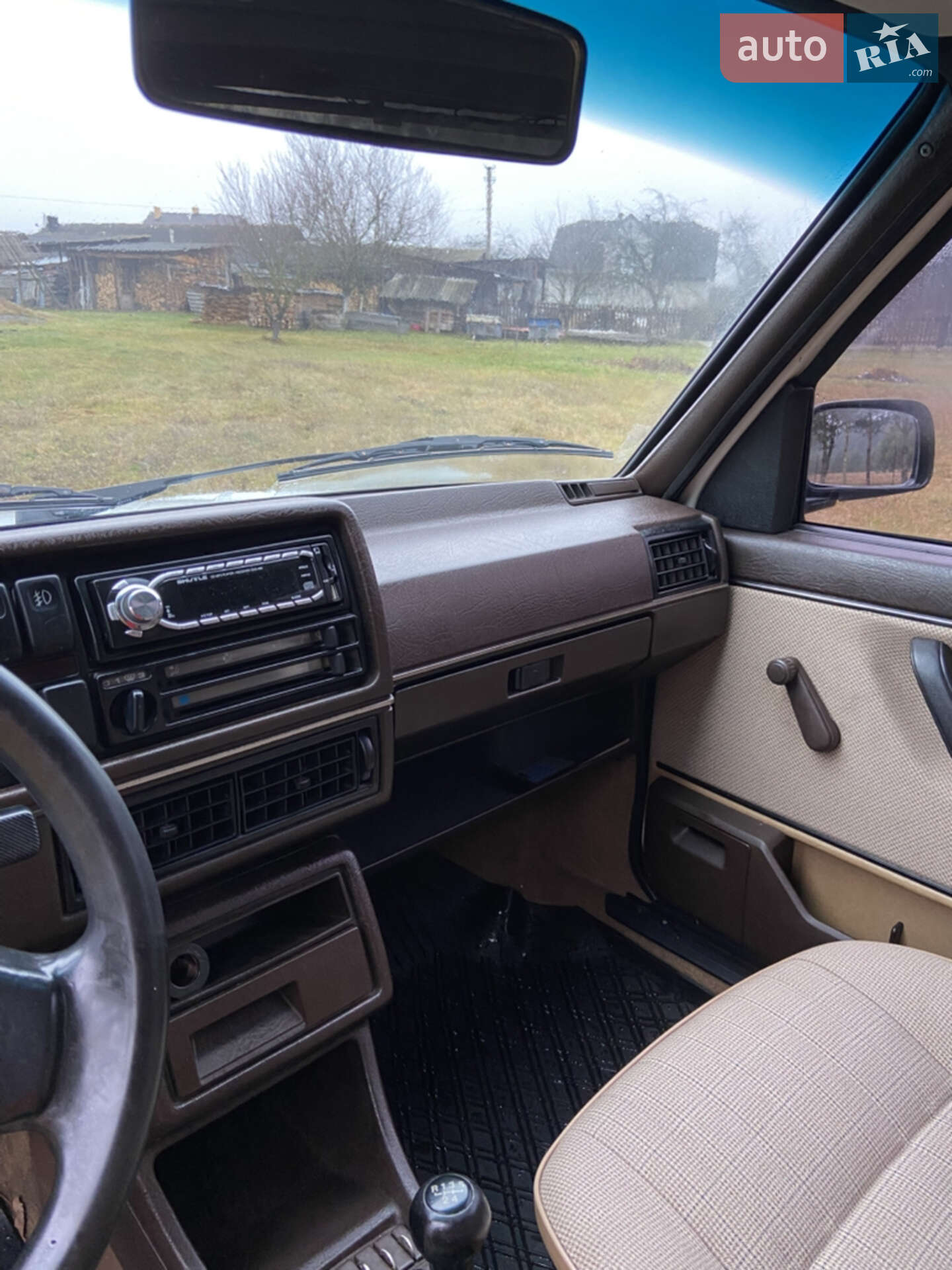 Volkswagen Jetta 1988 VIN WVWZZZ1GZKW175813 фото оголошення 16 з 19